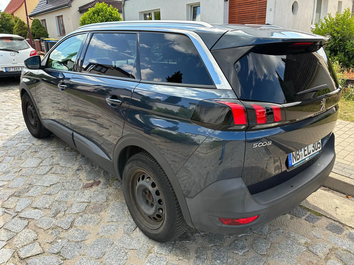 Peugeot 5008 5008 PureTech 130 Stop Blau - 2
