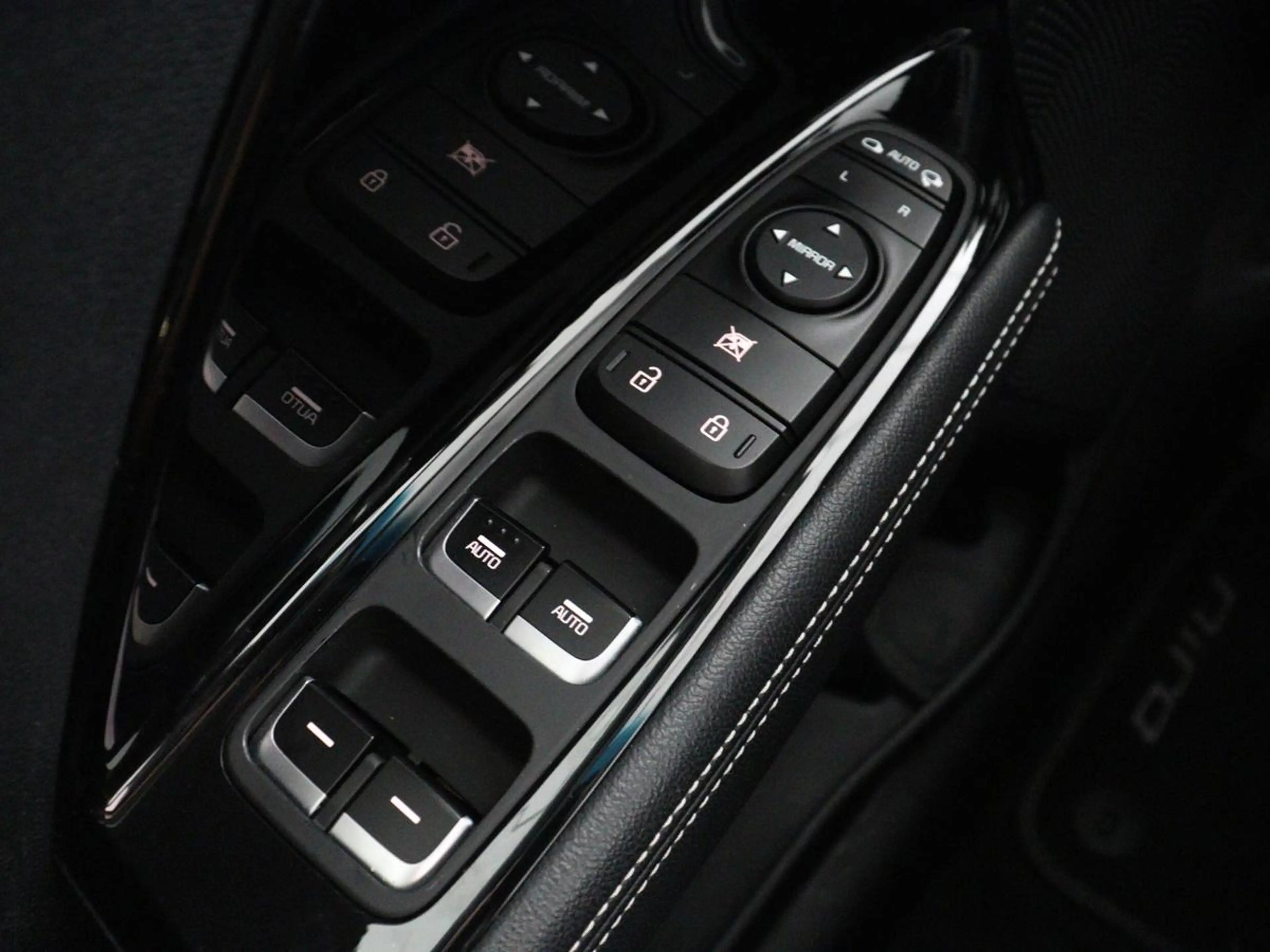 Kia e-Niro DynamicPlusLine 64 kWh | SOH 95,3% | Panoramadak | — photo 37