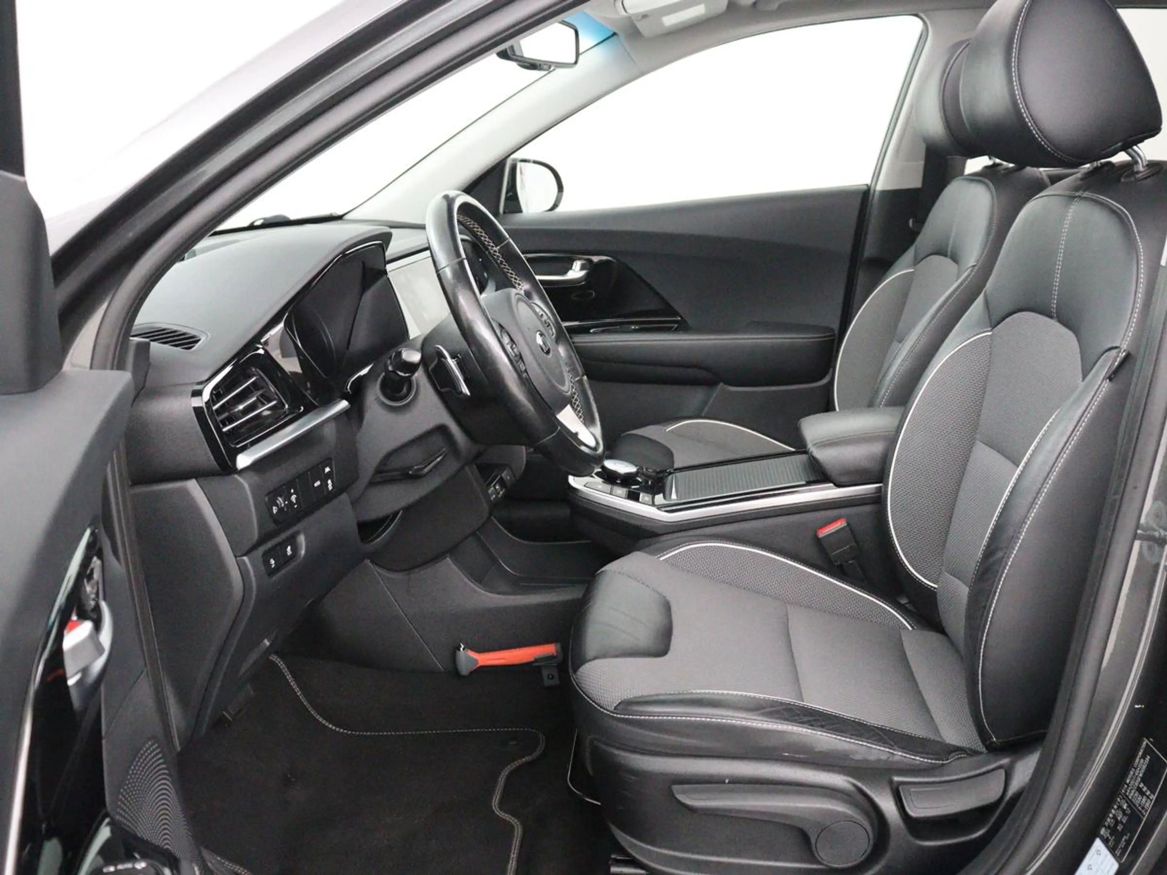 Kia e-Niro DynamicPlusLine 64 kWh | SOH 95,3% | Panoramadak | — photo 5