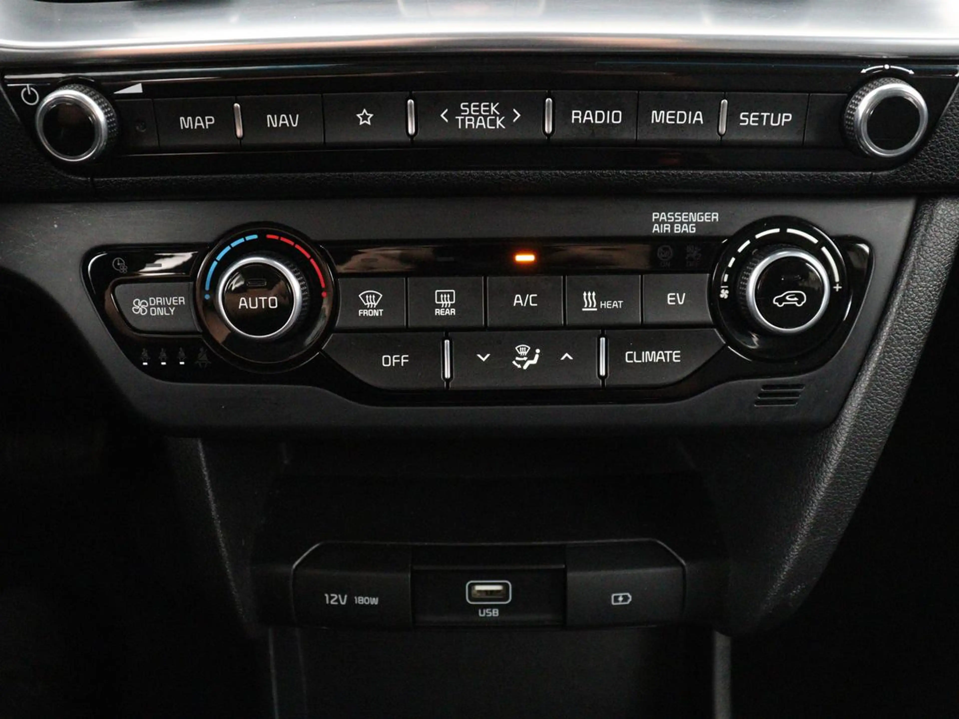 Kia e-Niro DynamicPlusLine 64 kWh | SOH 95,3% | Panoramadak | — photo 30