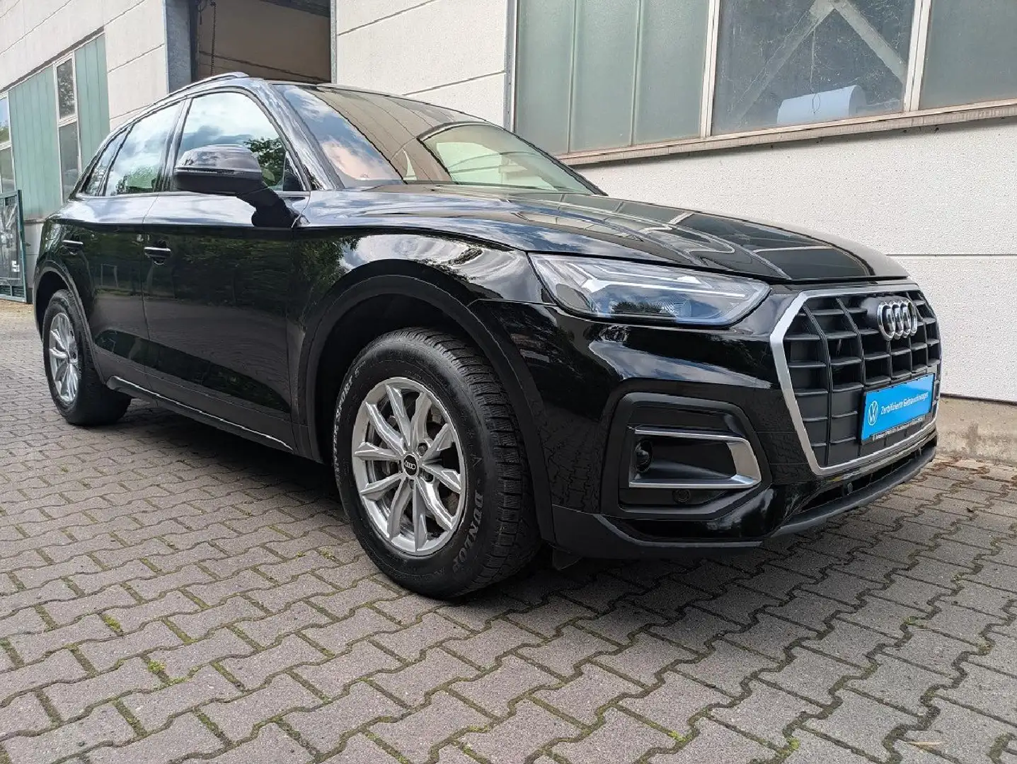 Audi Q5 Q5 35 2.0 TDI *AHK,Business,Navi,LED,Kamera* Schwarz - 2