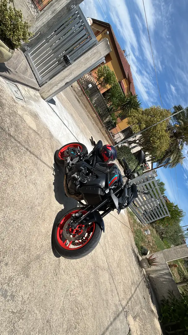 Yamaha MT-09 full - 1