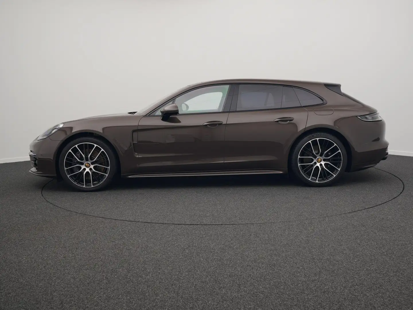 Porsche Panamera Sport Turismo 4 E-Hybrid Platinum Edition Brun - 2