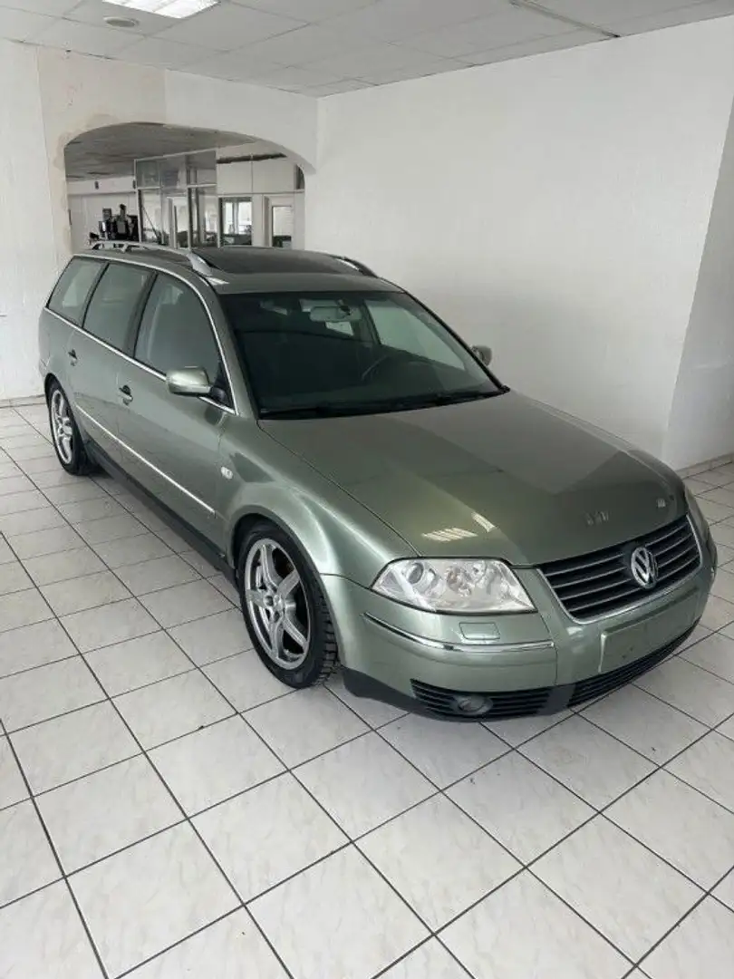 Volkswagen Passat Variant 2.5 V6 TDI*Highline*Insp.Neu* Grün - 2