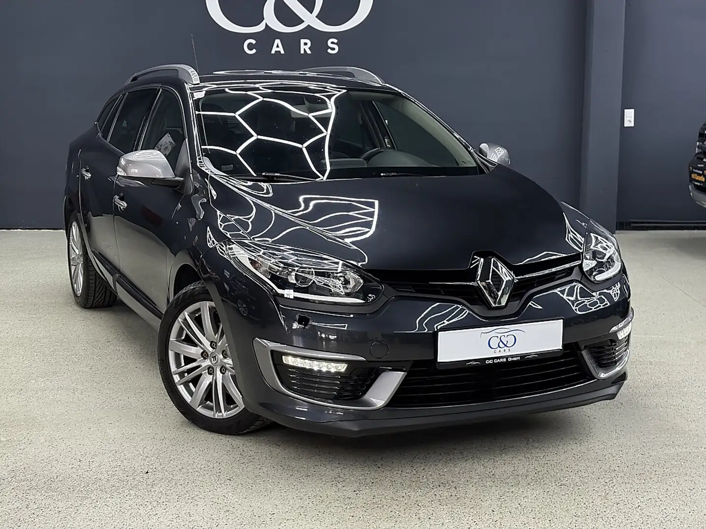 Renault Megane Mégane Grandtour GT-Line dCi 110 EDC *Verkauft* Grau - 1