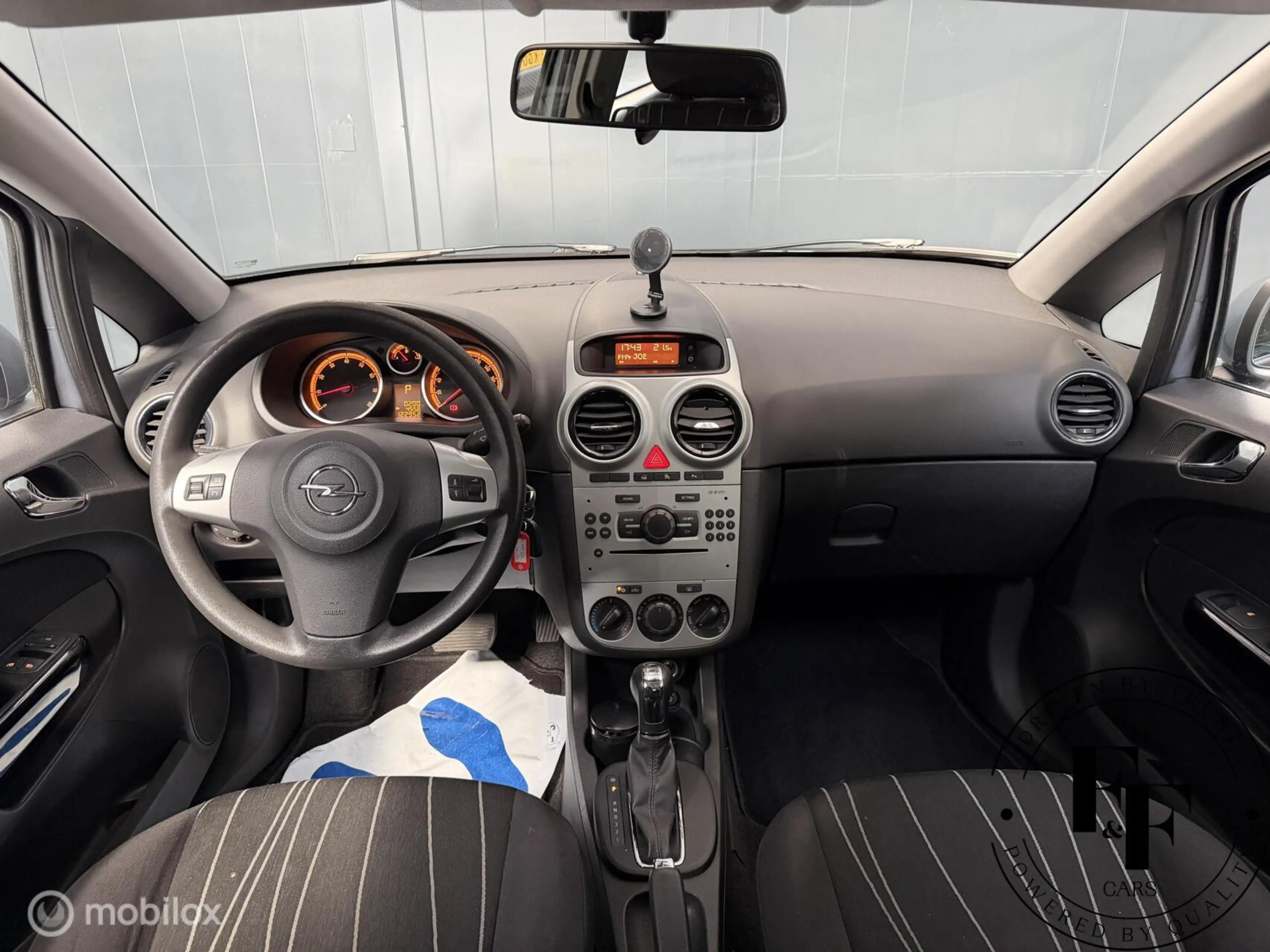 Opel Corsa 1.4-16V Cosmo| Vol Automaat | NAP | Cruise |Airco — photo 3