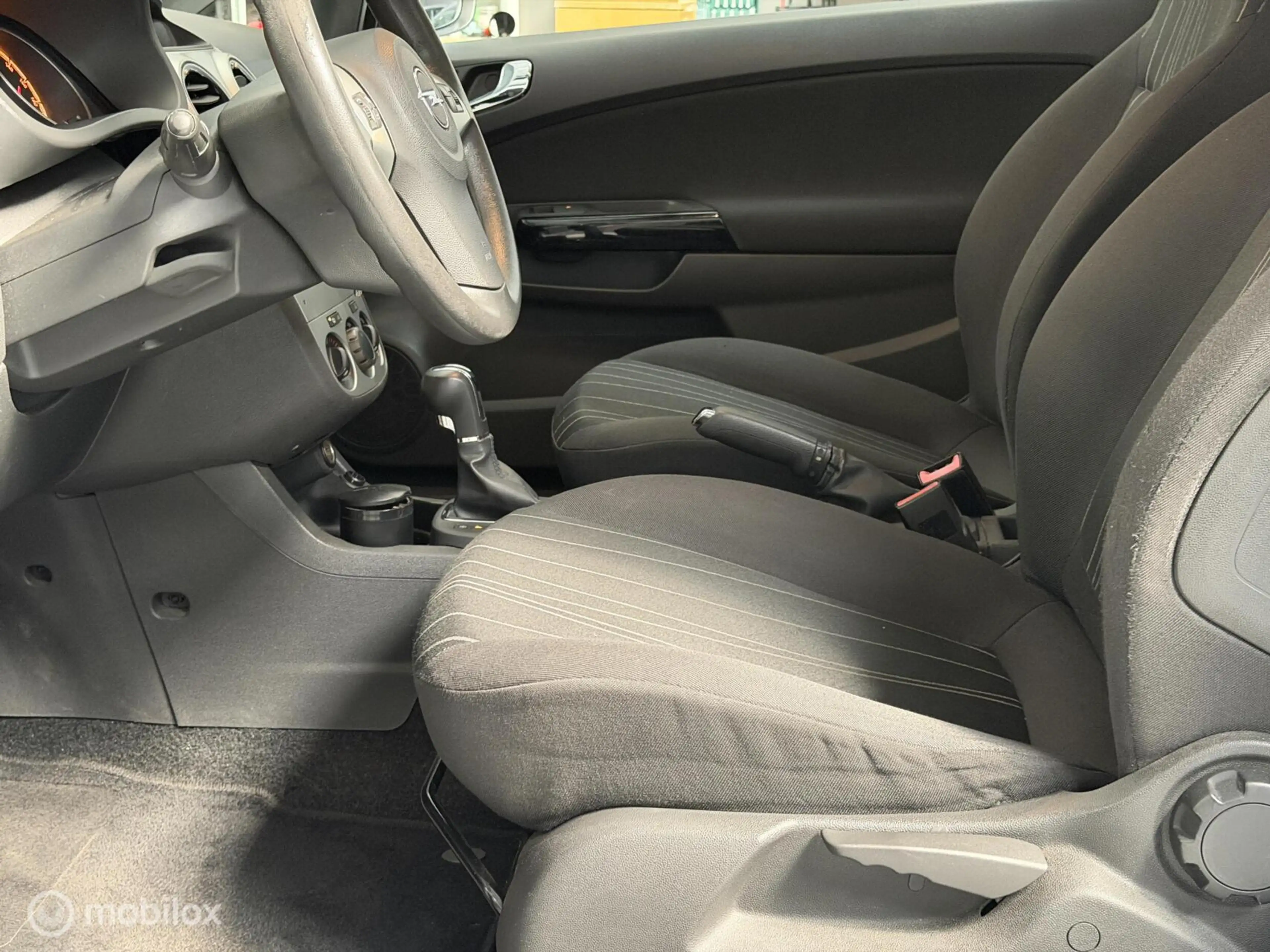 Opel Corsa 1.4-16V Cosmo| Vol Automaat | NAP | Cruise |Airco — photo 26