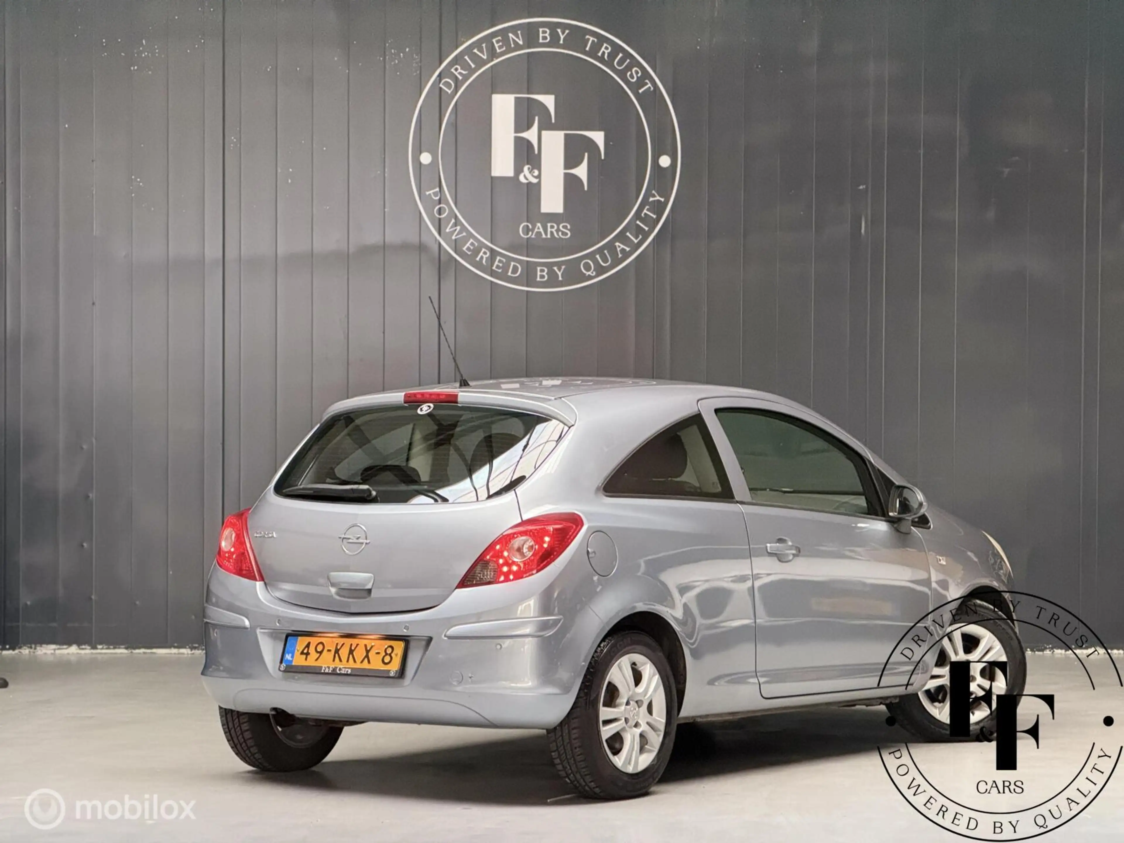 Opel Corsa 1.4-16V Cosmo| Vol Automaat | NAP | Cruise |Airco — photo 2