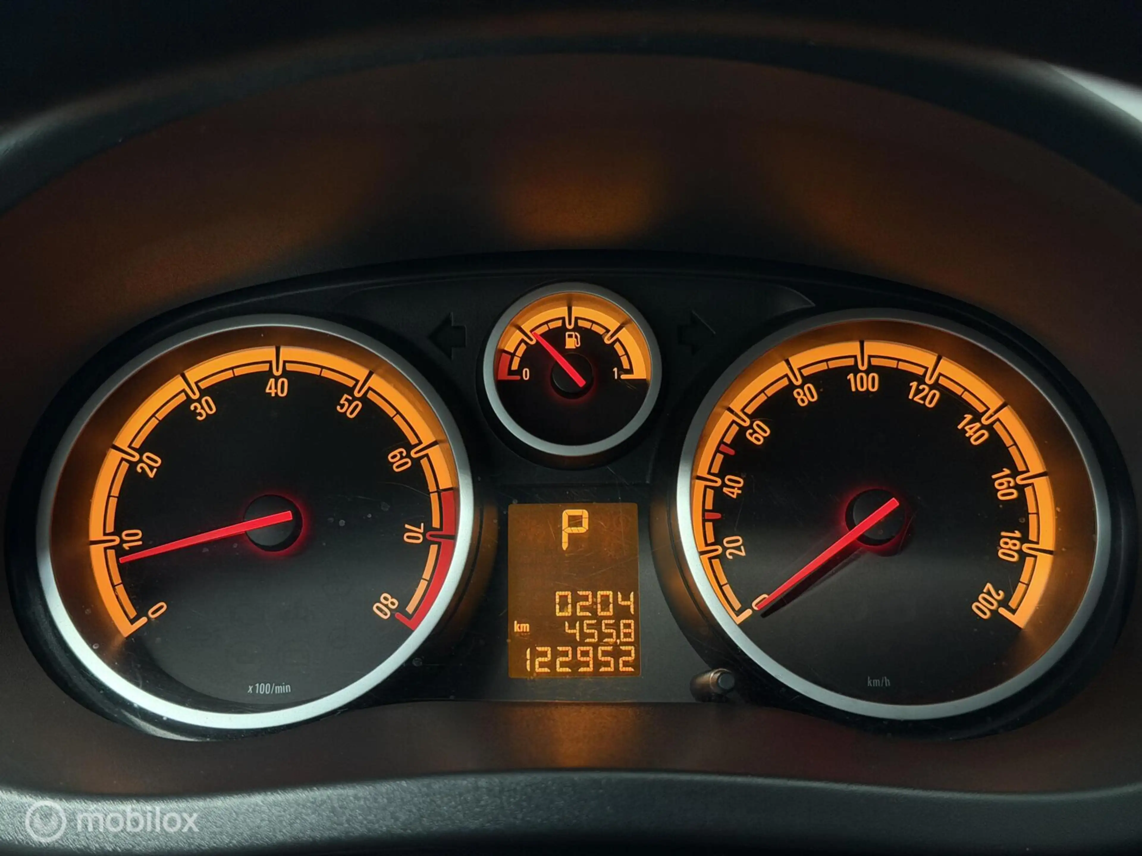 Opel Corsa 1.4-16V Cosmo| Vol Automaat | NAP | Cruise |Airco — photo 40