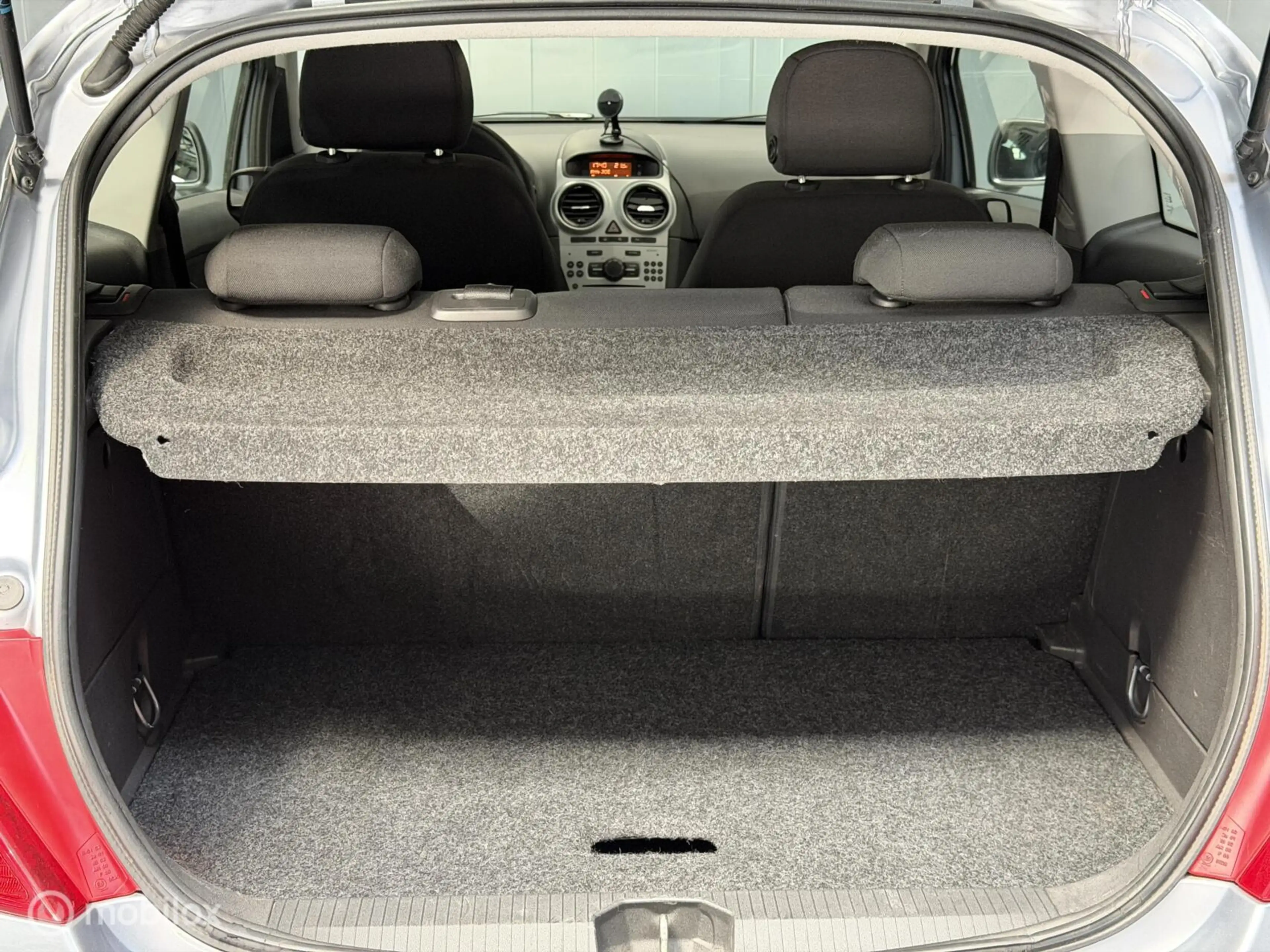 Opel Corsa 1.4-16V Cosmo| Vol Automaat | NAP | Cruise |Airco — photo 19