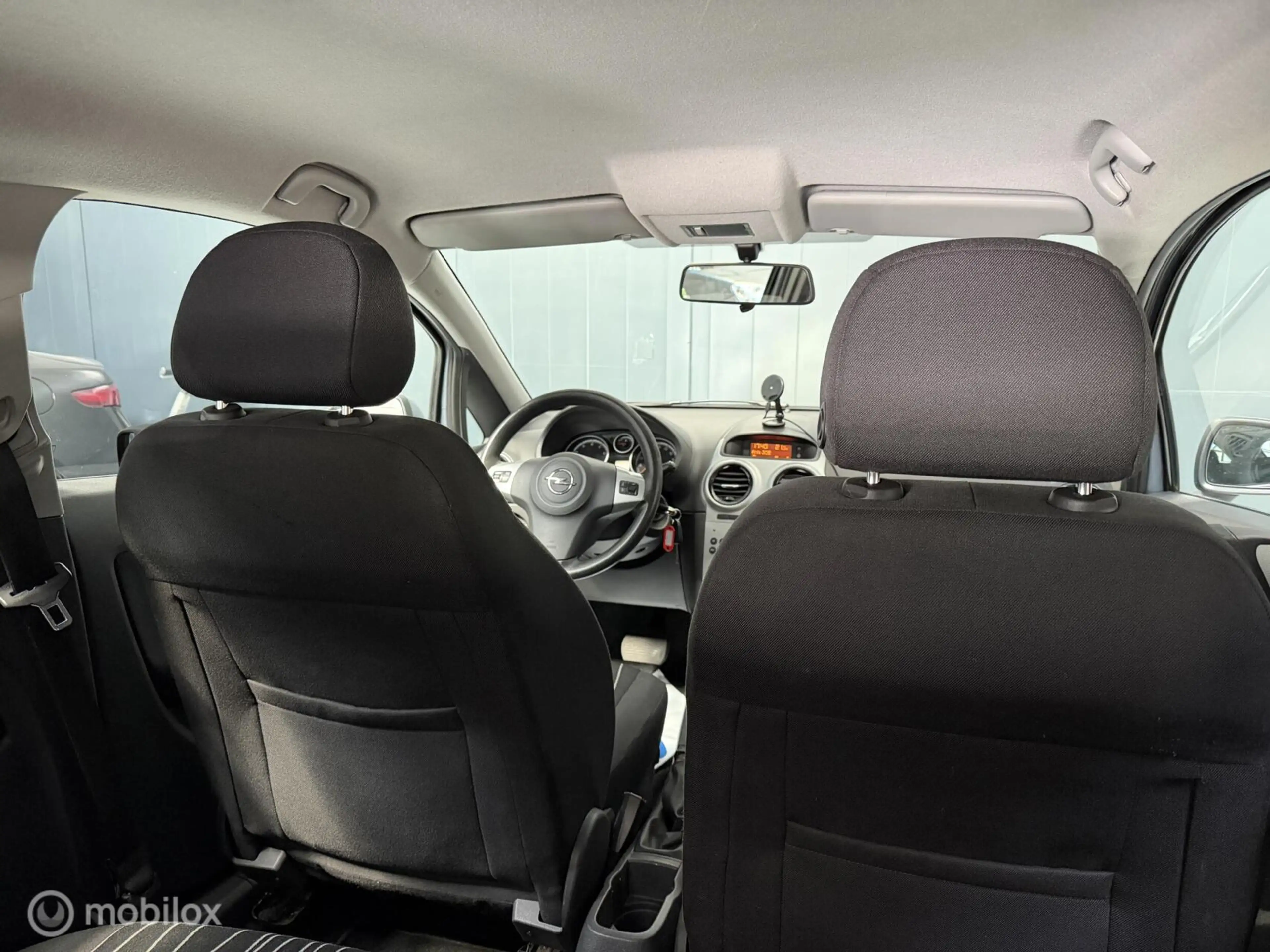 Opel Corsa 1.4-16V Cosmo| Vol Automaat | NAP | Cruise |Airco — photo 20