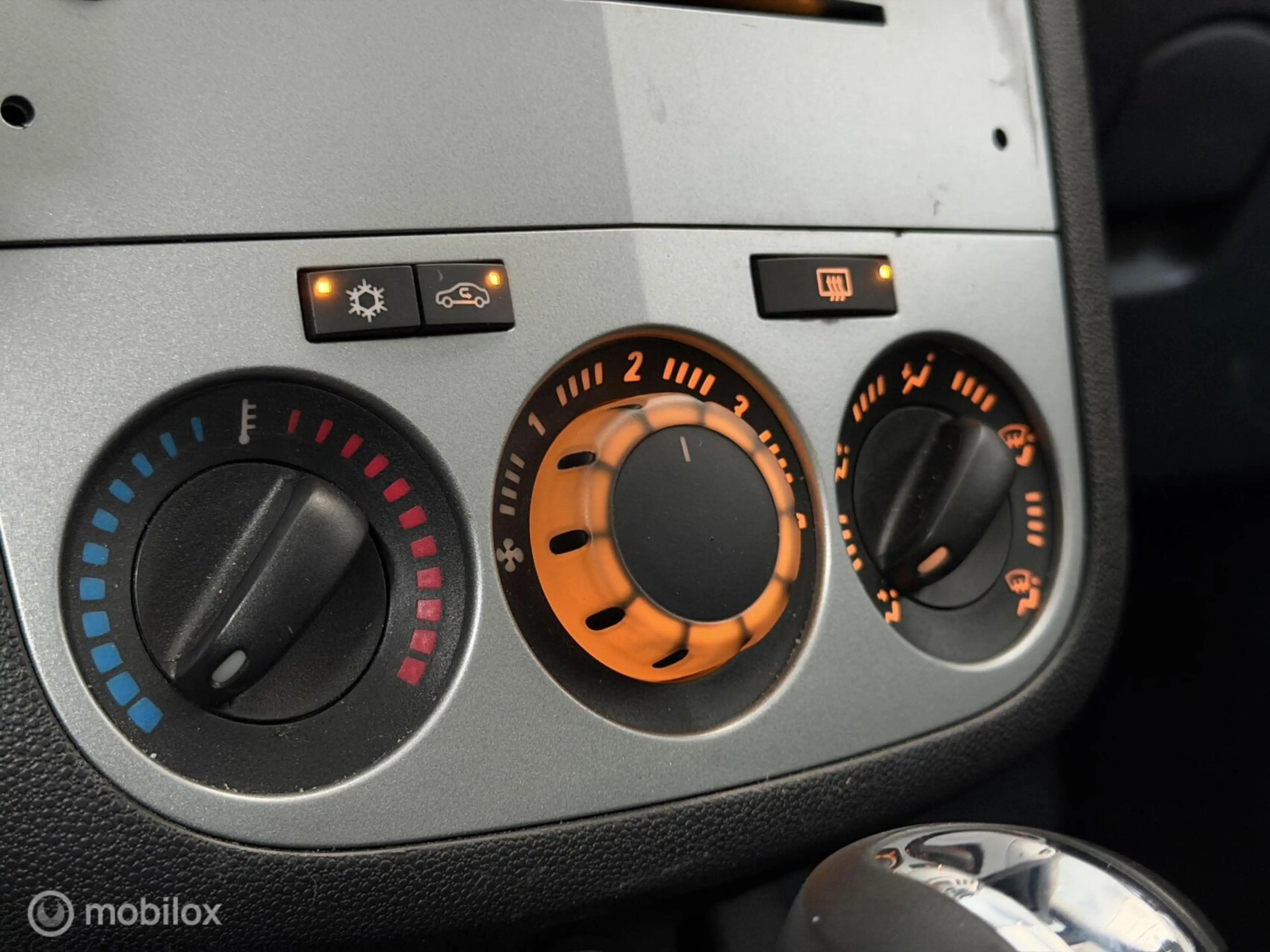 Opel Corsa 1.4-16V Cosmo| Vol Automaat | NAP | Cruise |Airco — photo 38