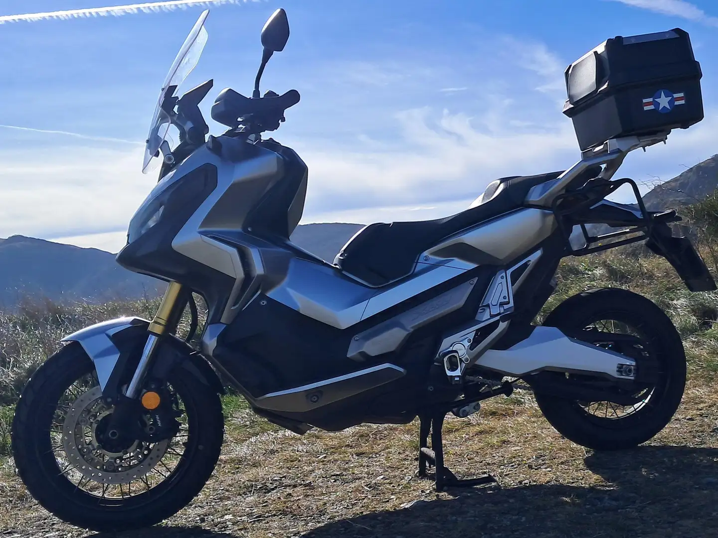 Honda X-ADV Срібний - 2