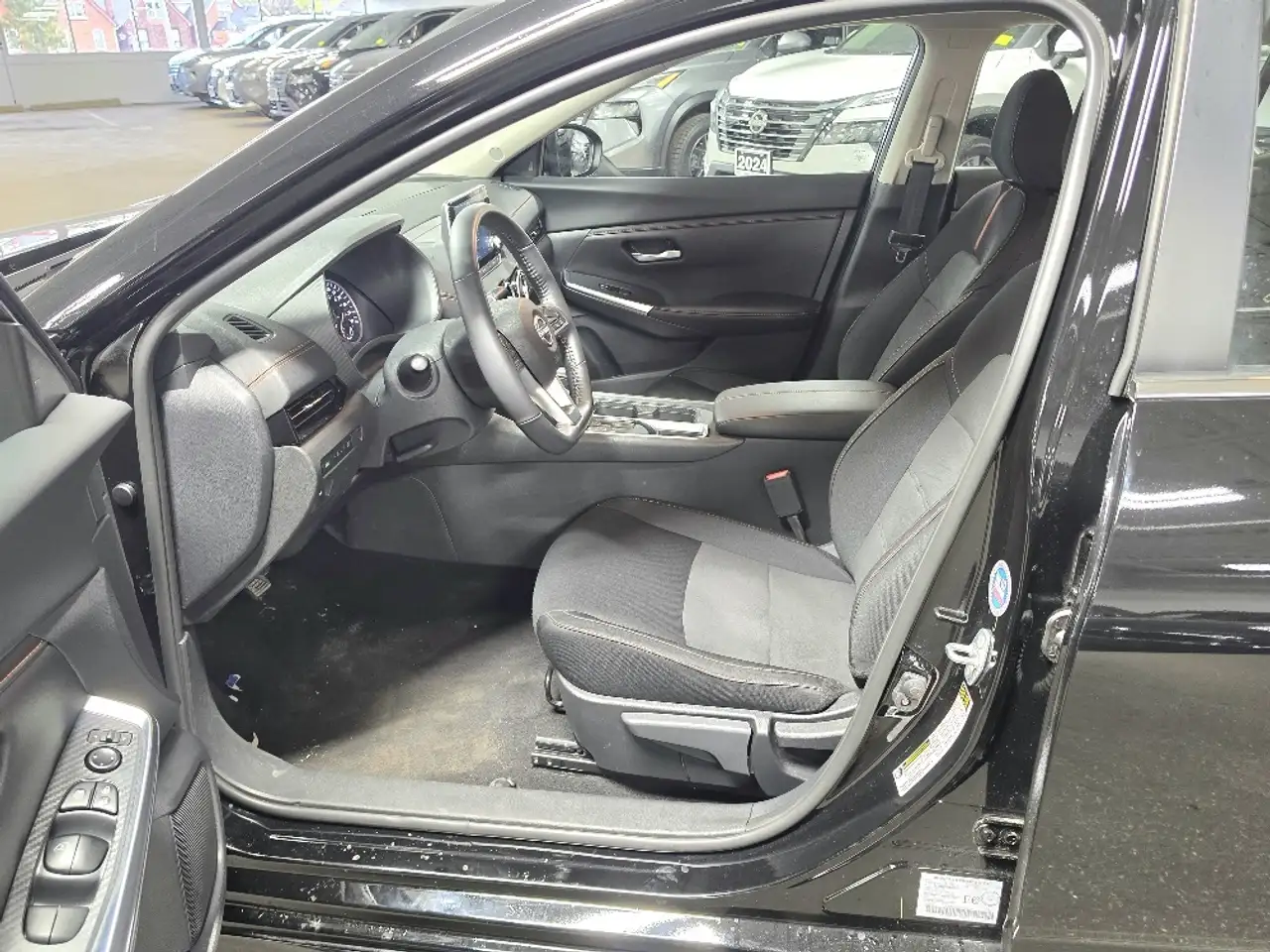 Nissan Sentra снимка Nissan Sentra