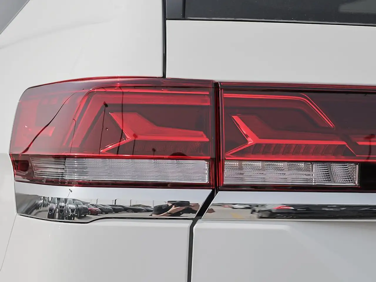 Volkswagen Atlas снимка Volkswagen Atlas