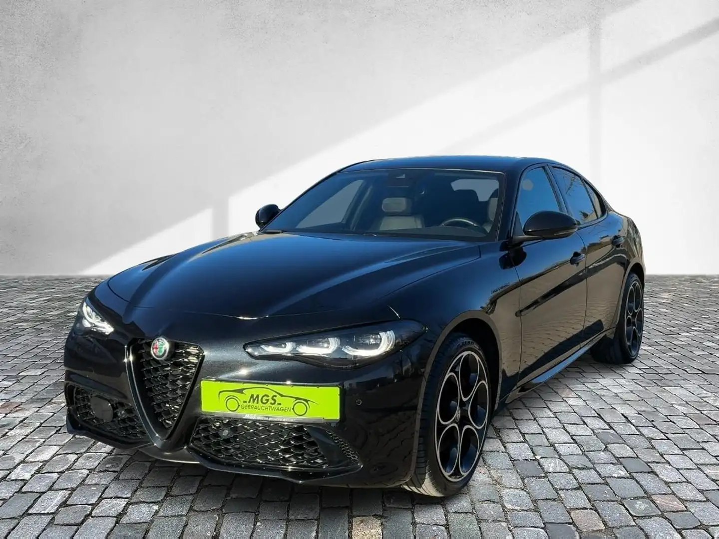 Alfa Romeo Giulia Competizione Q4 2.0 Turbo KAT ANDROID Zwart - 2