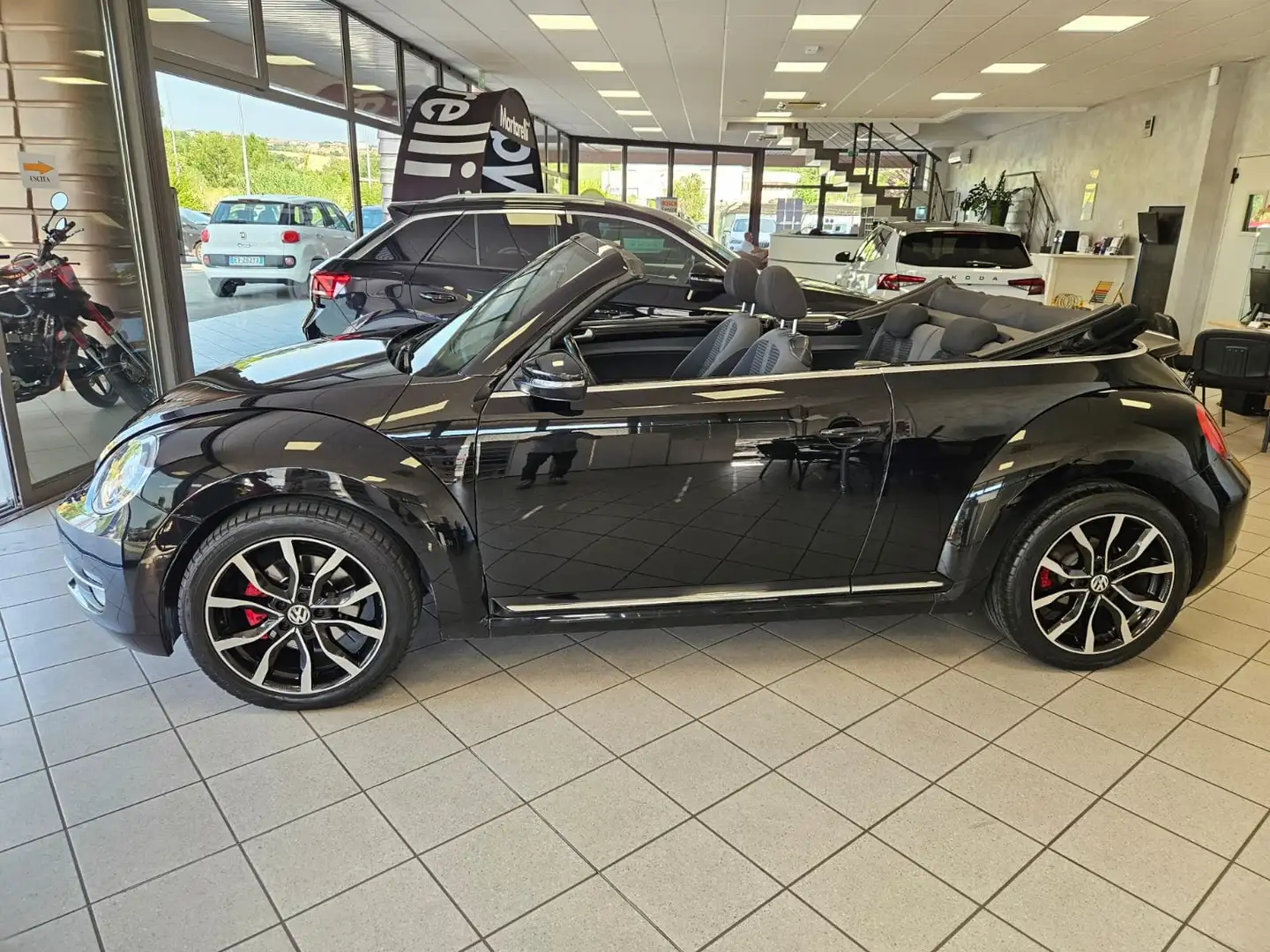Volkswagen Maggiolino Maggiolino 2011 Cabrio Cabrio 2.0 tsi Sport dsg - 2