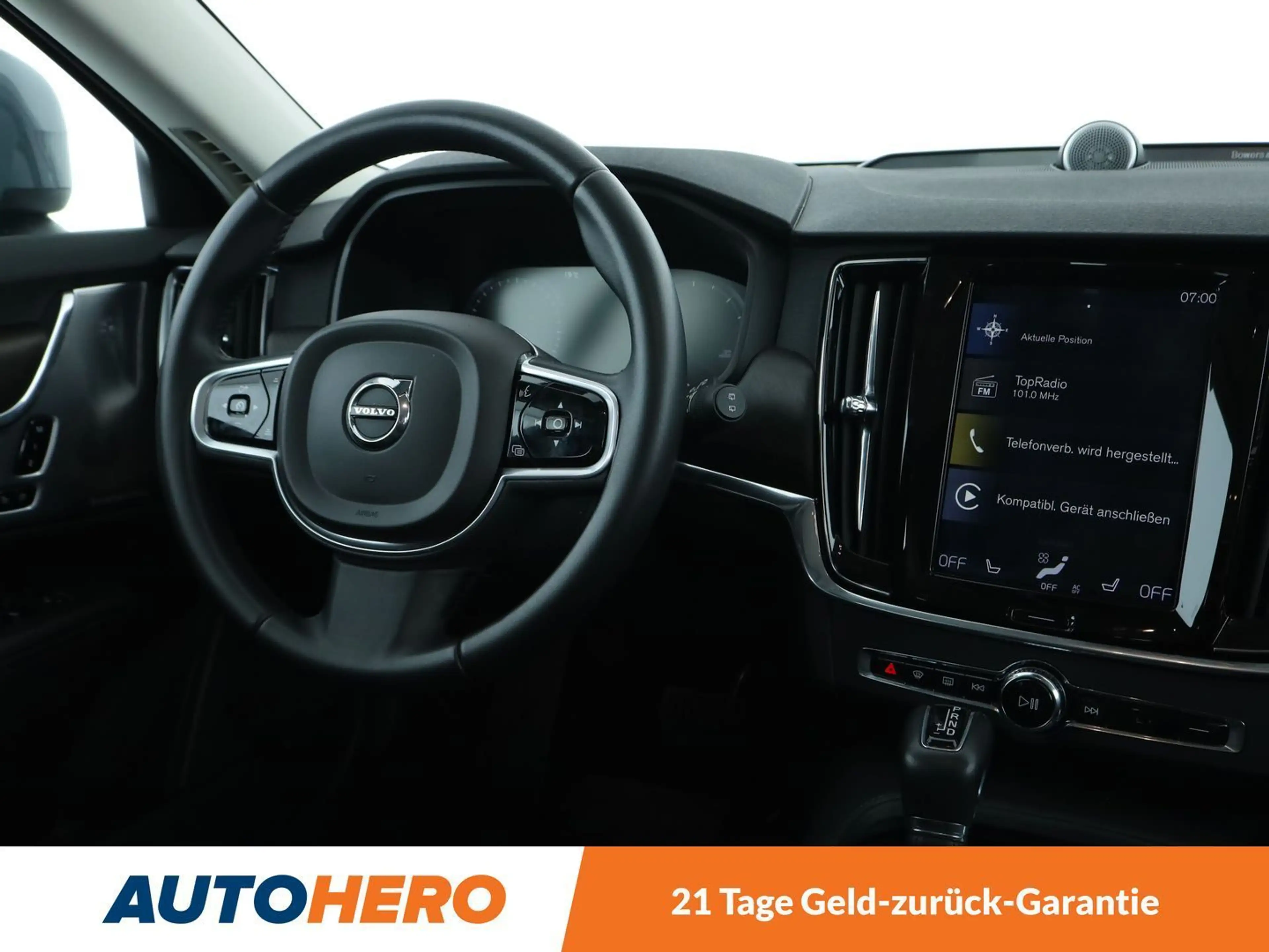 Volvo V90 Cross Country 2.0 D4 AWD Aut.*360CAM*B&W*ACC*LED*NAVI*PDC* — photo 13