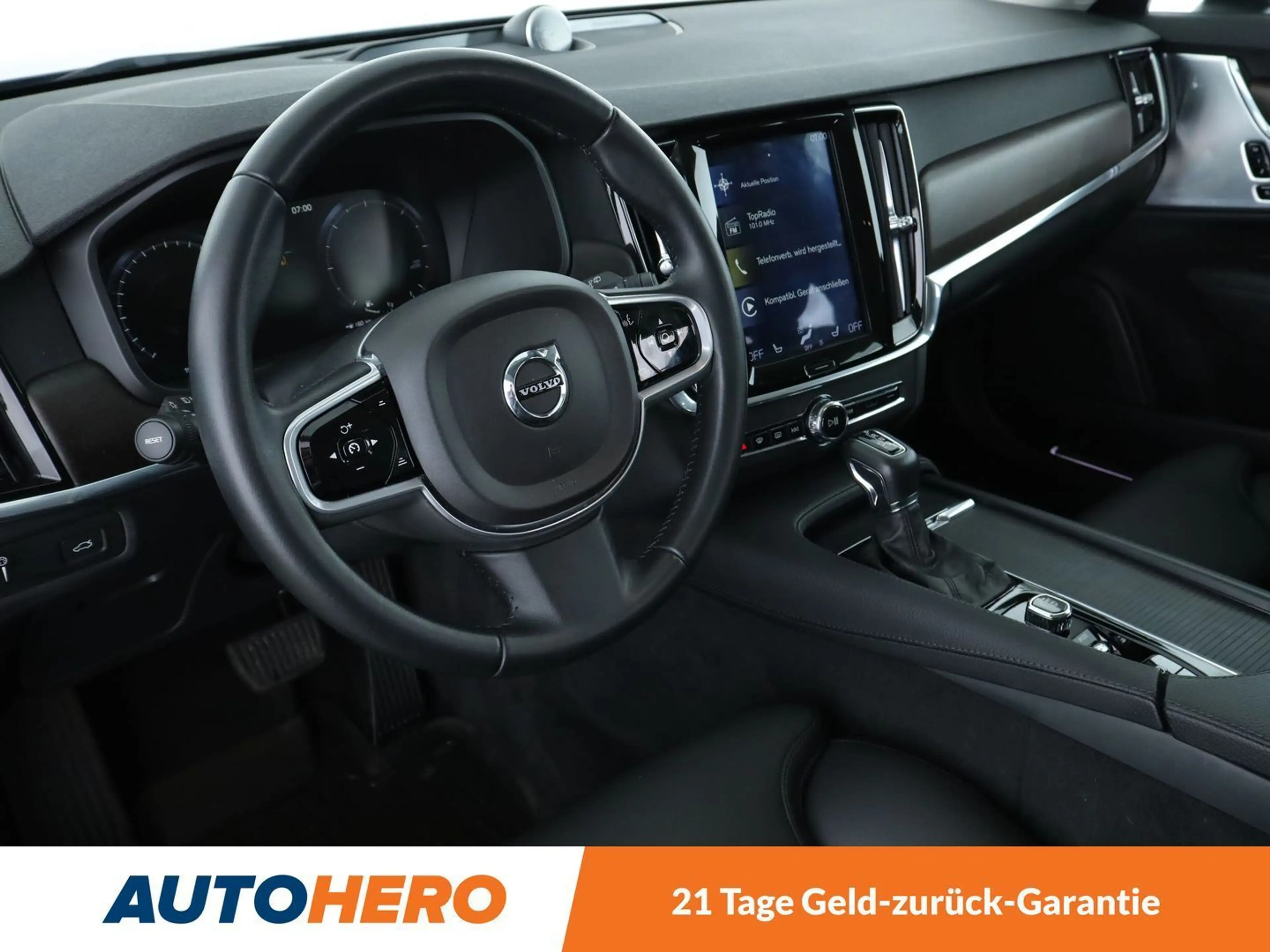 Volvo V90 Cross Country 2.0 D4 AWD Aut.*360CAM*B&W*ACC*LED*NAVI*PDC* — photo 11