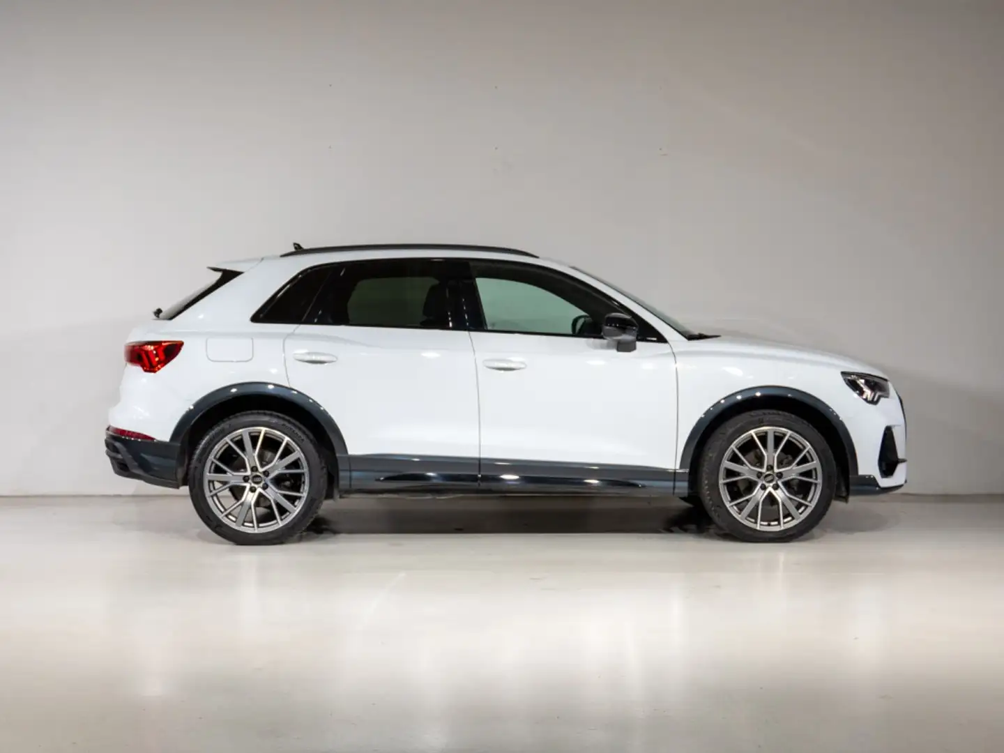 Audi Q3 BLACK LINE EDITION 35 TDI 110(150) KW(CV) S T Blanco - 2