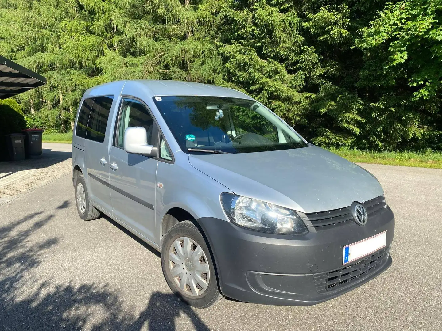 Volkswagen Caddy Caddy Kombi Family 1,2 TSI Family Silber - 1
