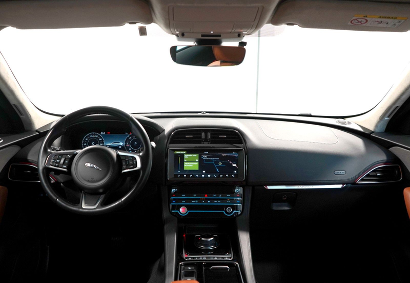 Jaguar F-Pace 20d Portfolio AWD *ACC*360°-KAMERA* — photo 8