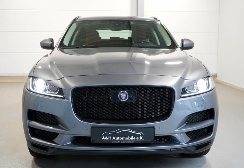 Jaguar F-Pace 20d Portfolio AWD *ACC*360°-KAMERA* — photo 2