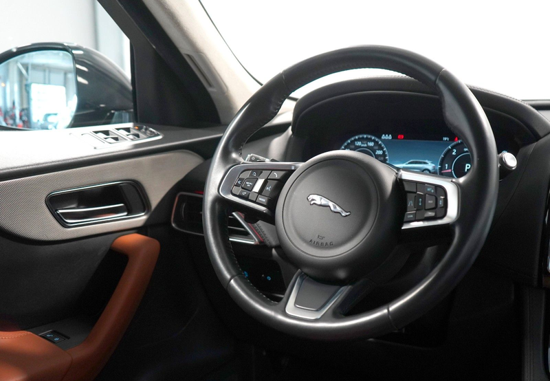 Jaguar F-Pace 20d Portfolio AWD *ACC*360°-KAMERA* — photo 12