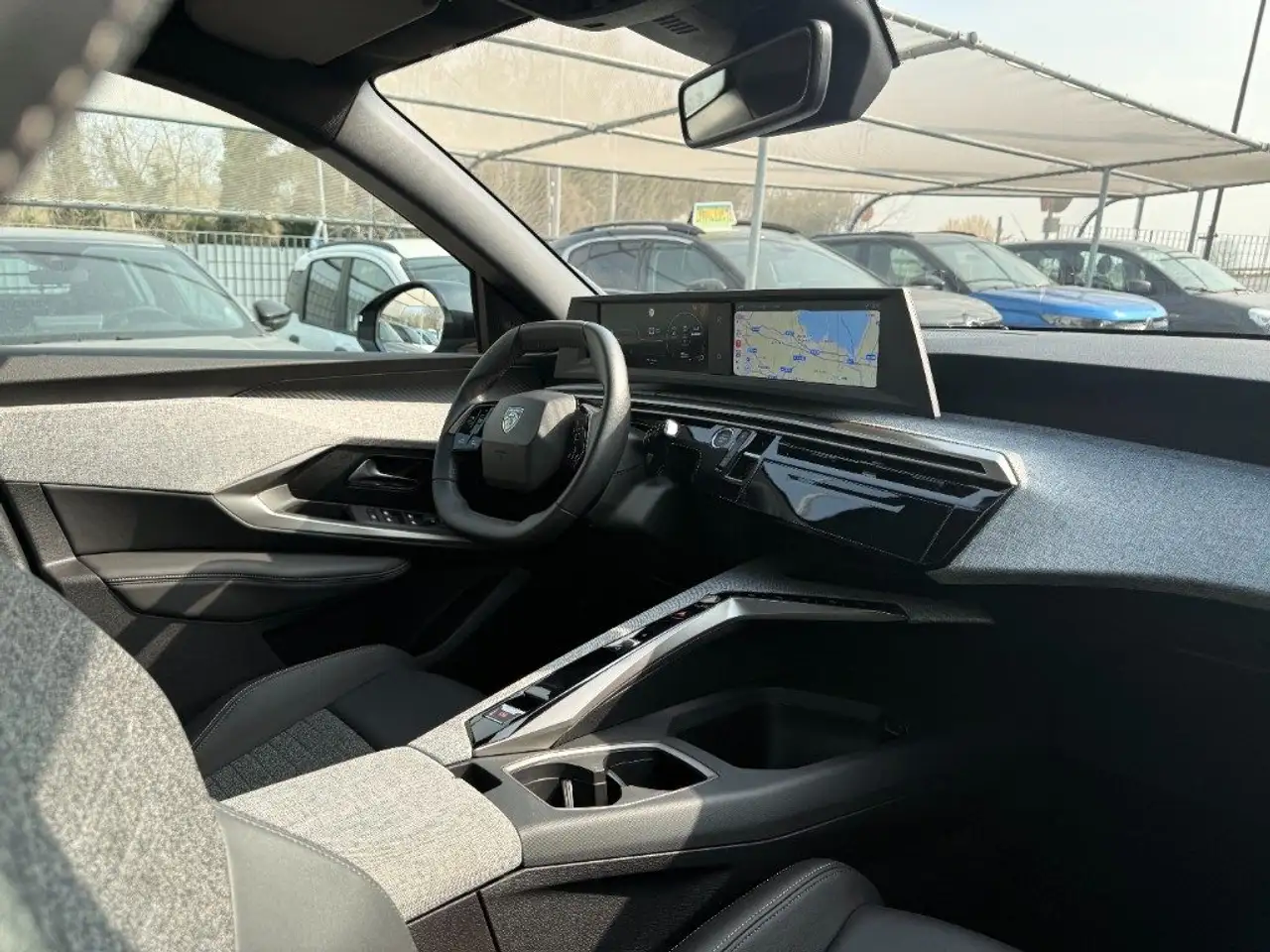 Peugeot 5008 Hybrid 145 e-DCS6 Allure 7P 15