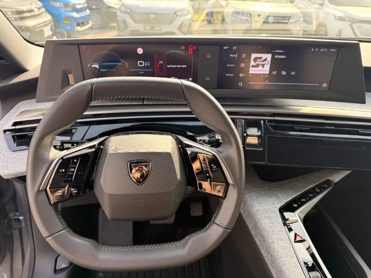Peugeot 5008 Hybrid 145 e-DCS6 Allure 7P 7
