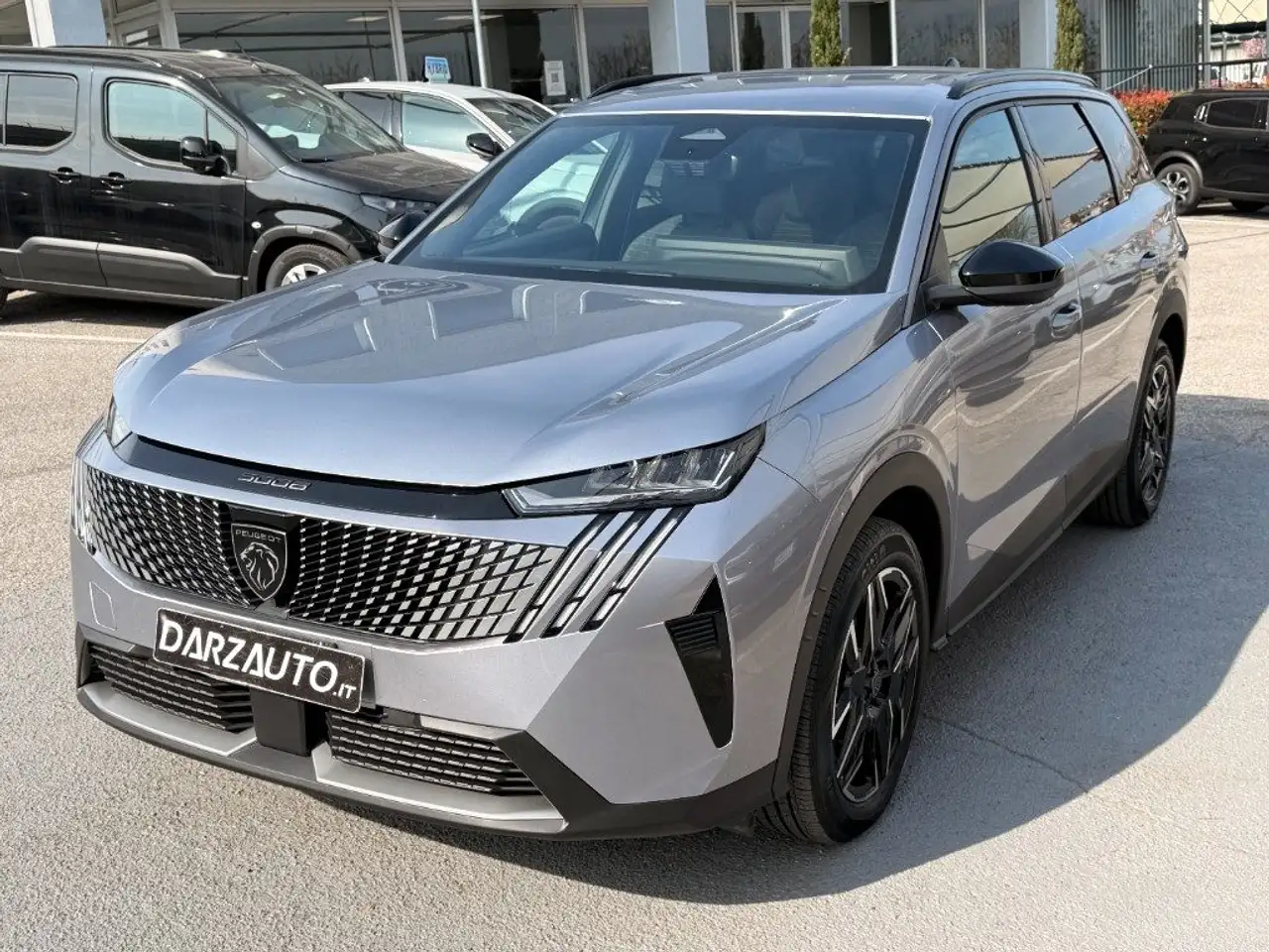 Peugeot 5008 Hybrid 145 e-DCS6 Allure 7P