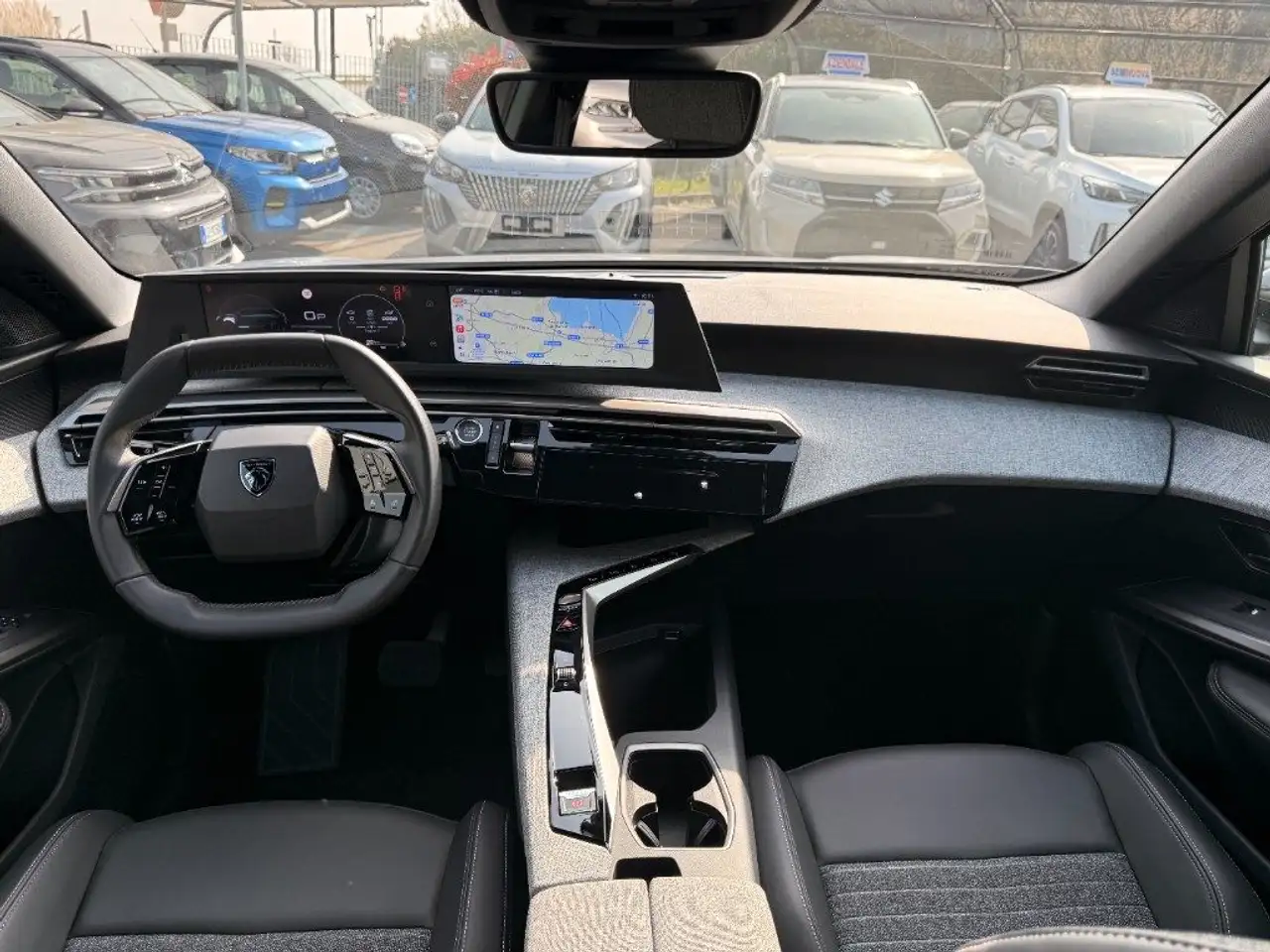 Peugeot 5008 Hybrid 145 e-DCS6 Allure 7P 10