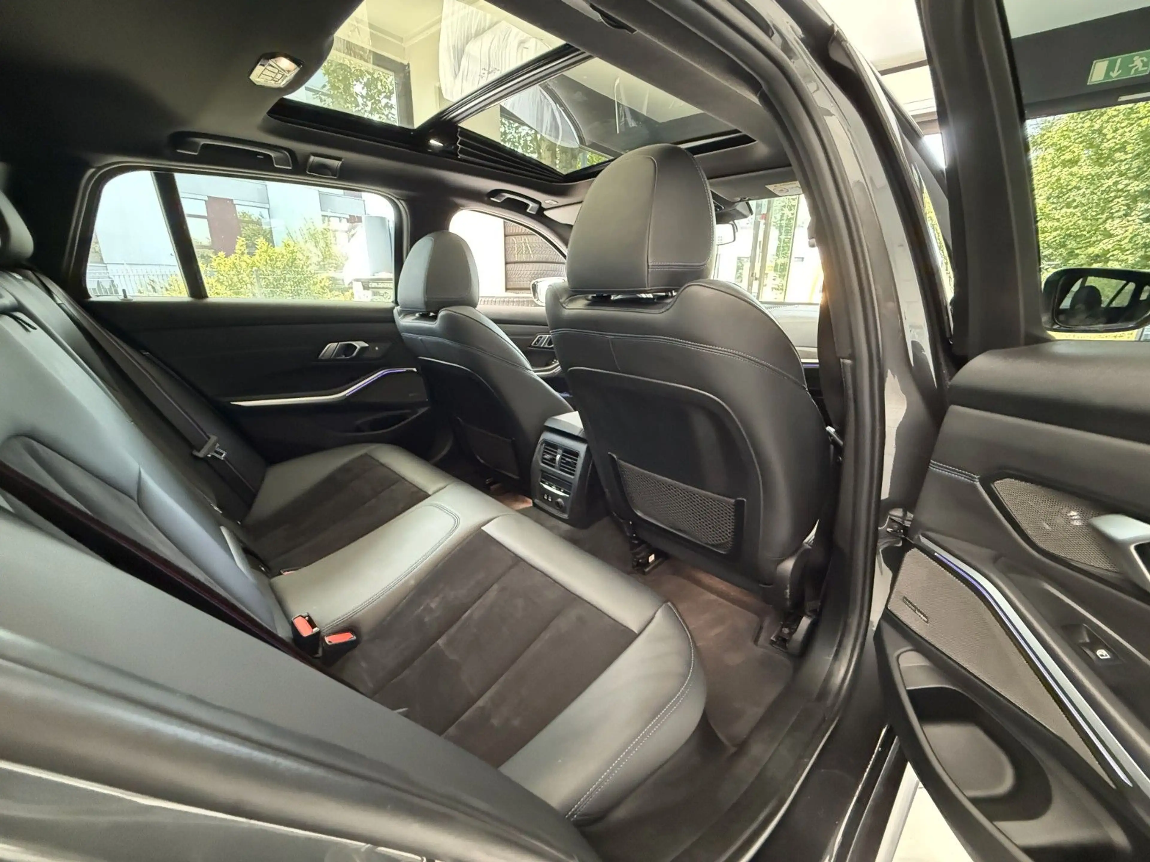 BMW 340 xDrive Touring*Panorama*Garantie — photo 13