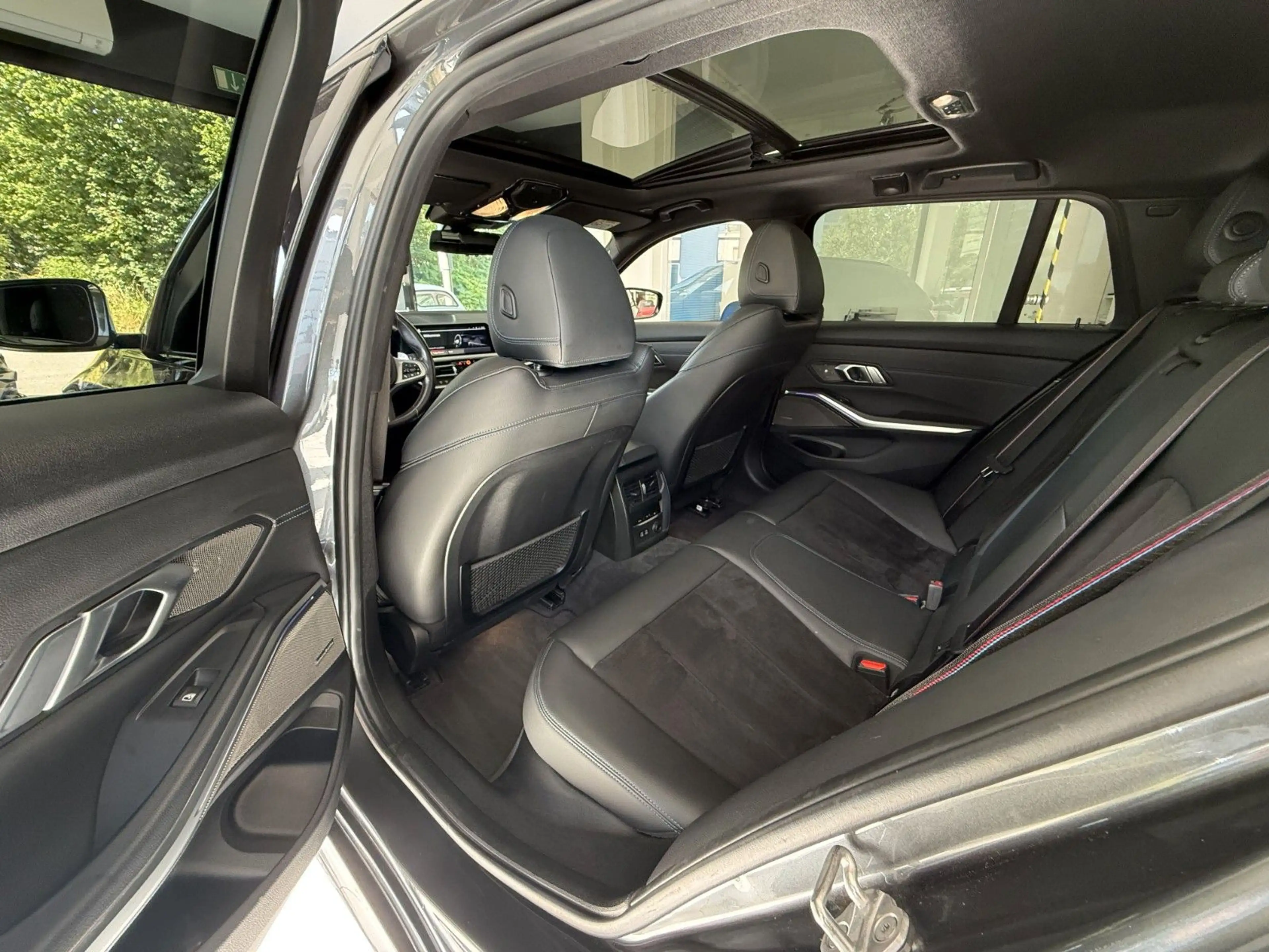 BMW 340 xDrive Touring*Panorama*Garantie — photo 9