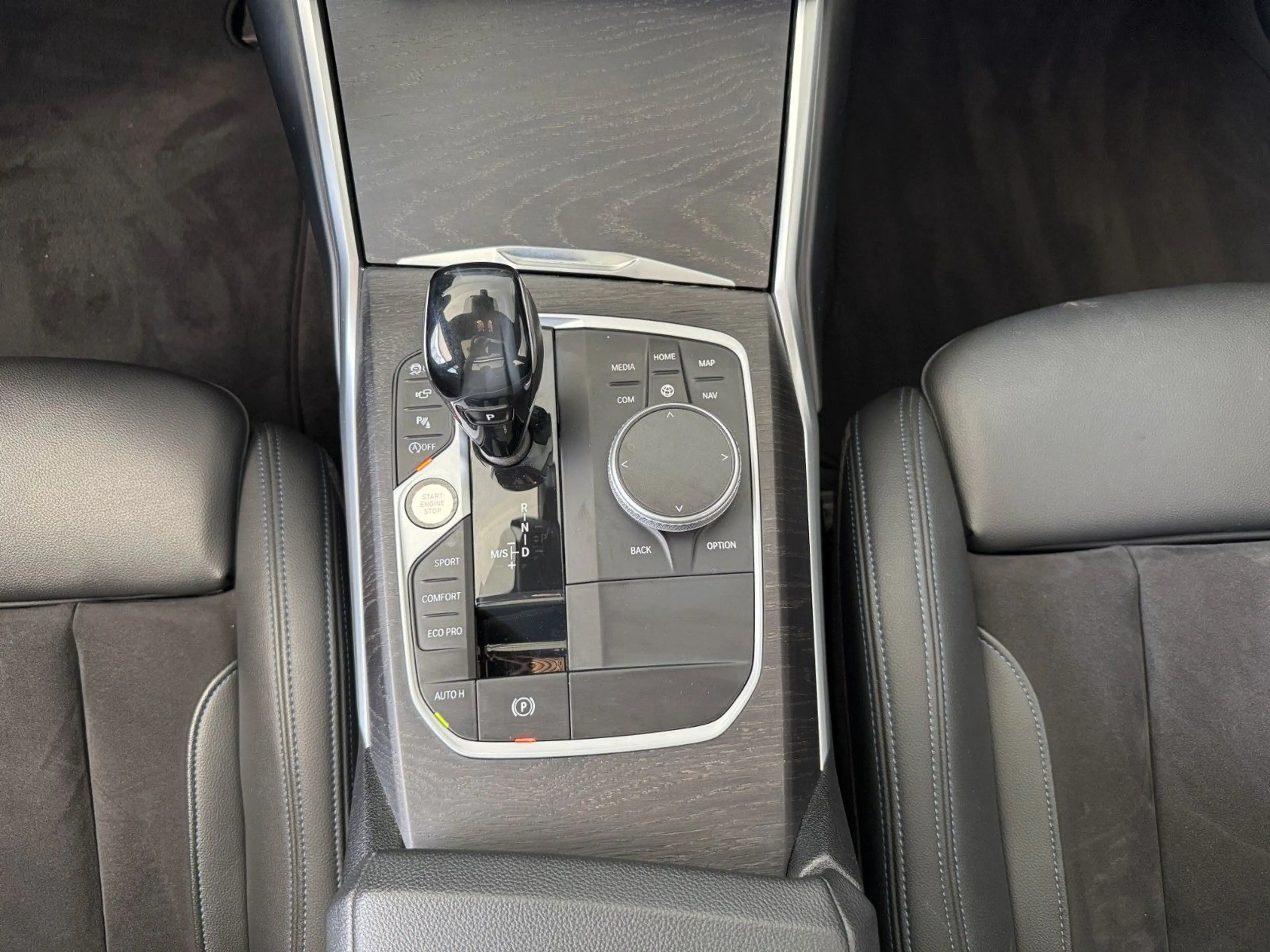 BMW 340 xDrive Touring*Panorama*Garantie — photo 17