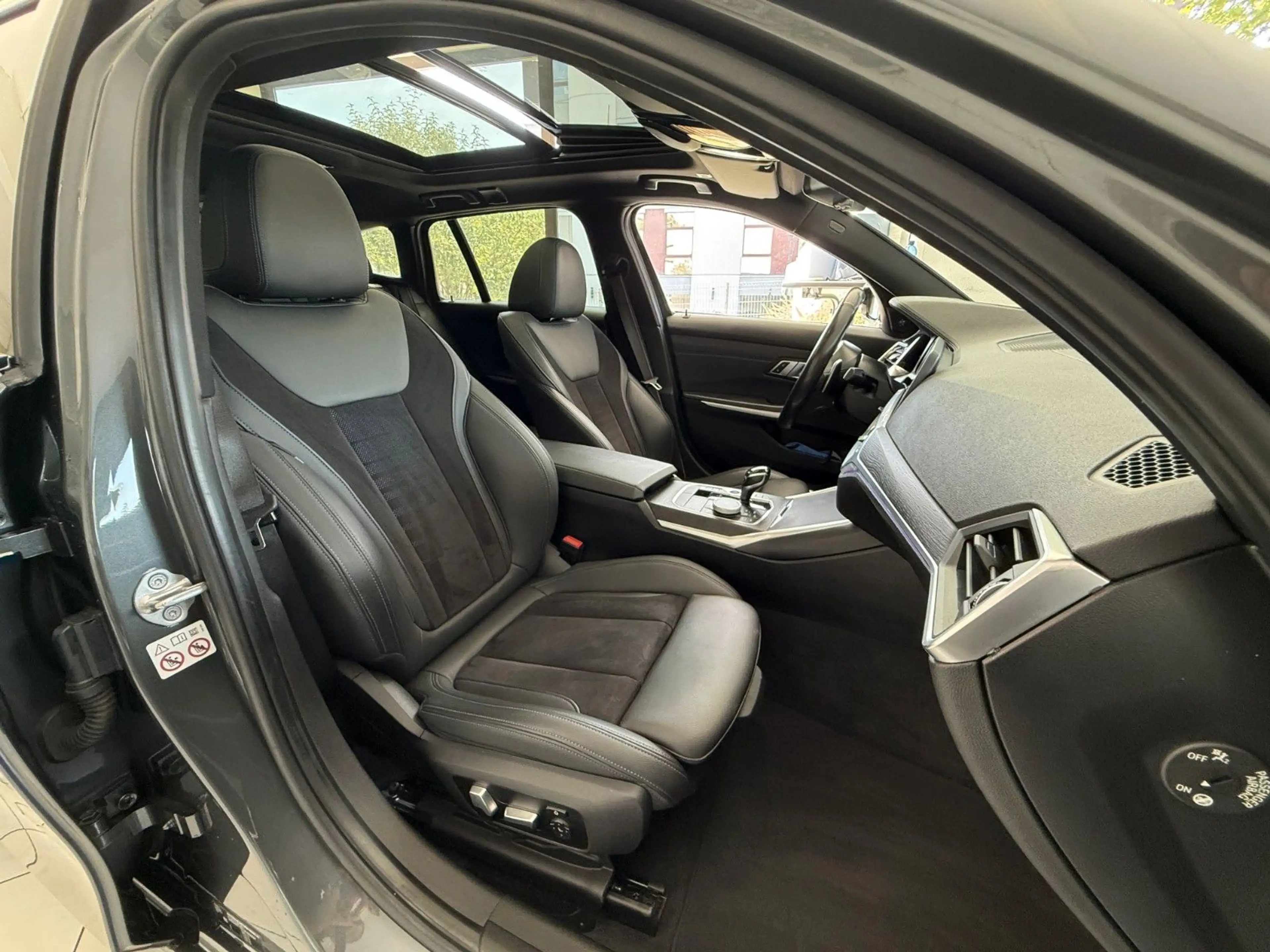 BMW 340 xDrive Touring*Panorama*Garantie — photo 12