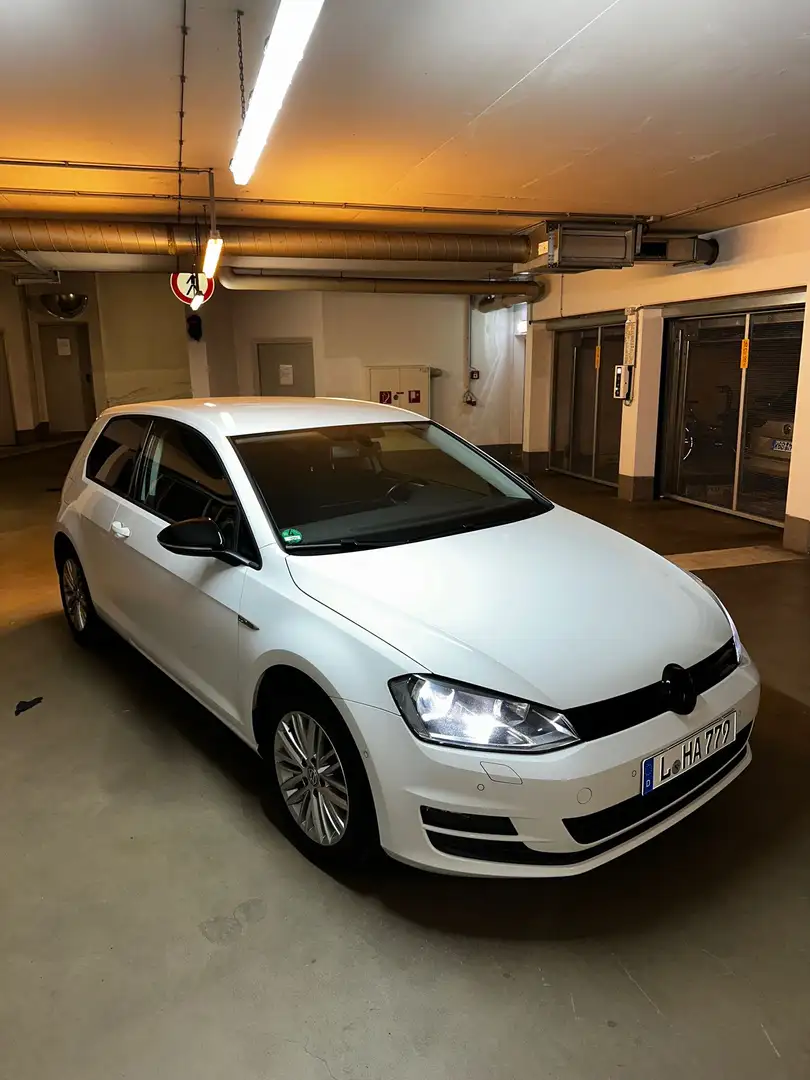 Volkswagen Golf 1.6 BlueTDI Cup - 1