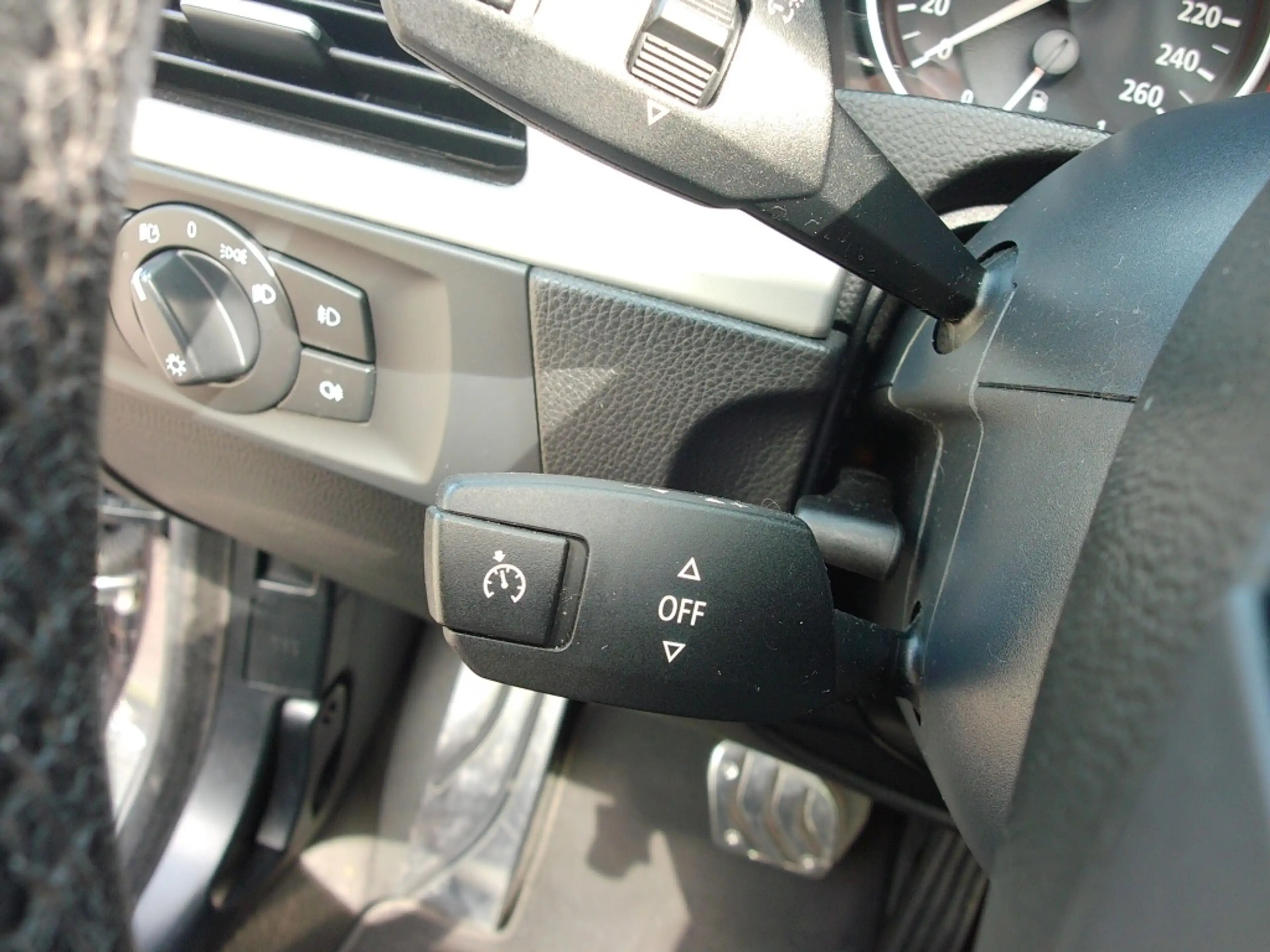 BMW 325 3-Serie (E90) 325i TOURING 160KW AUT High Exe Lede — photo 34