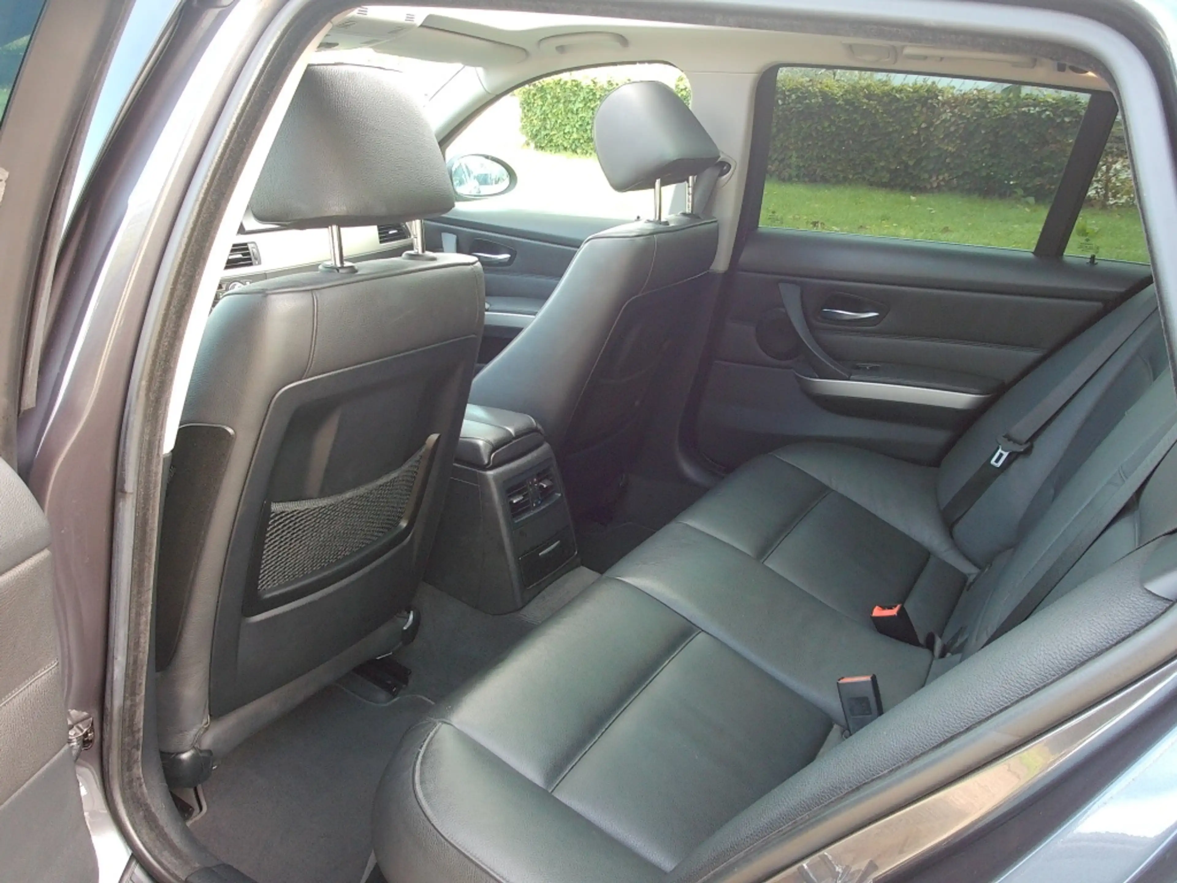 BMW 325 3-Serie (E90) 325i TOURING 160KW AUT High Exe Lede — photo 37