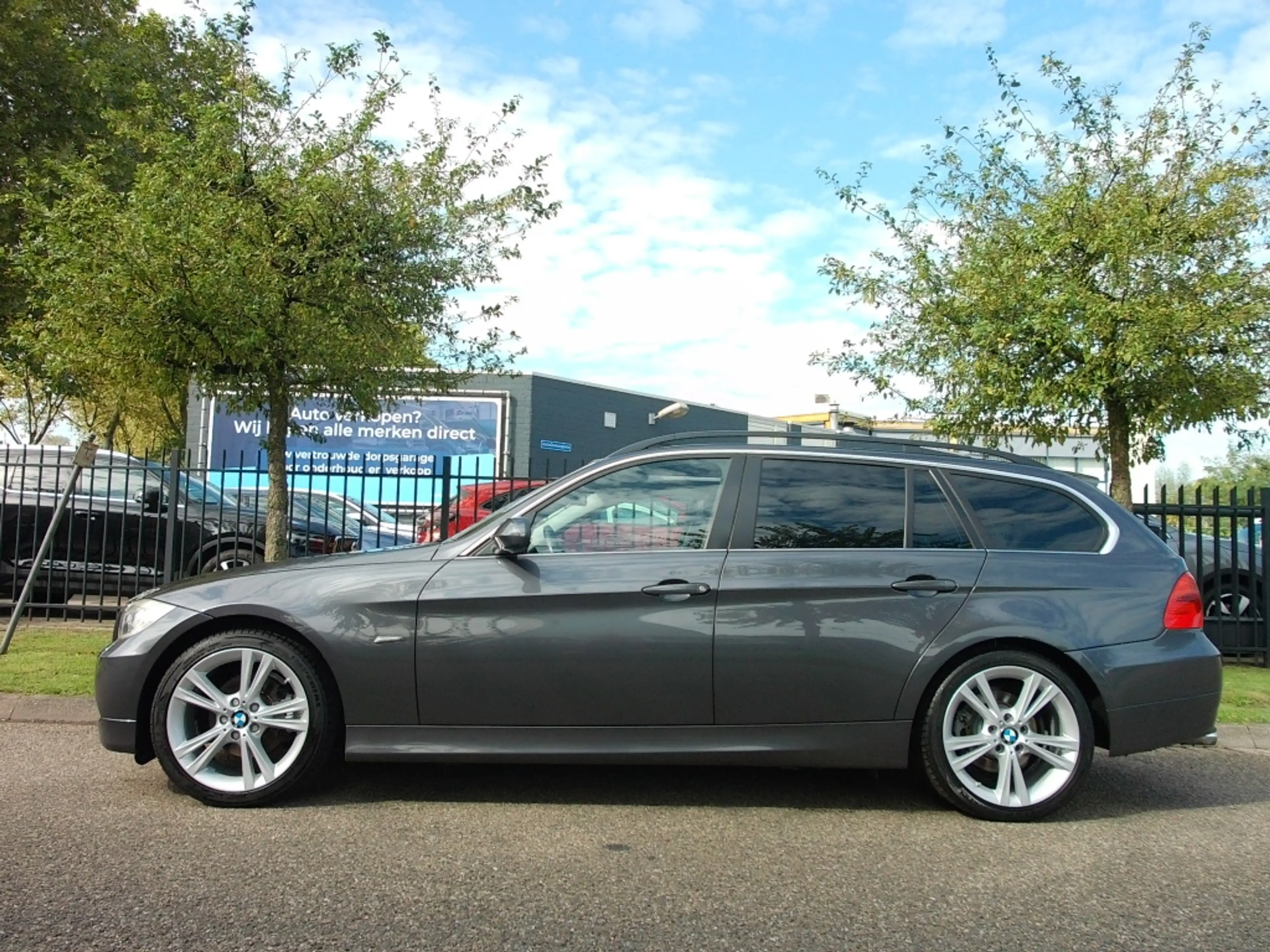BMW 325 3-Serie (E90) 325i TOURING 160KW AUT High Exe Lede — photo 6