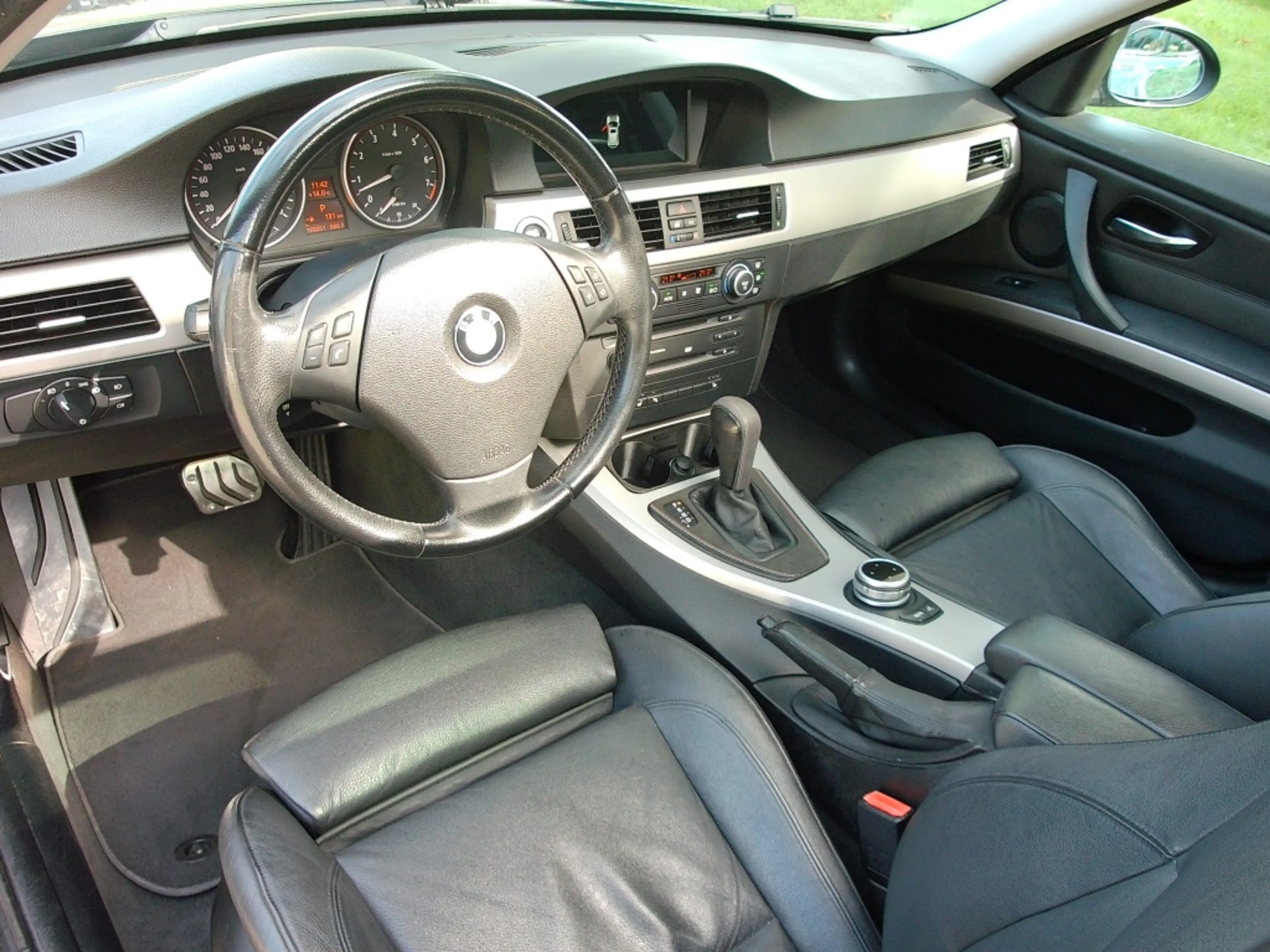 BMW 325 3-Serie (E90) 325i TOURING 160KW AUT High Exe Lede — photo 35