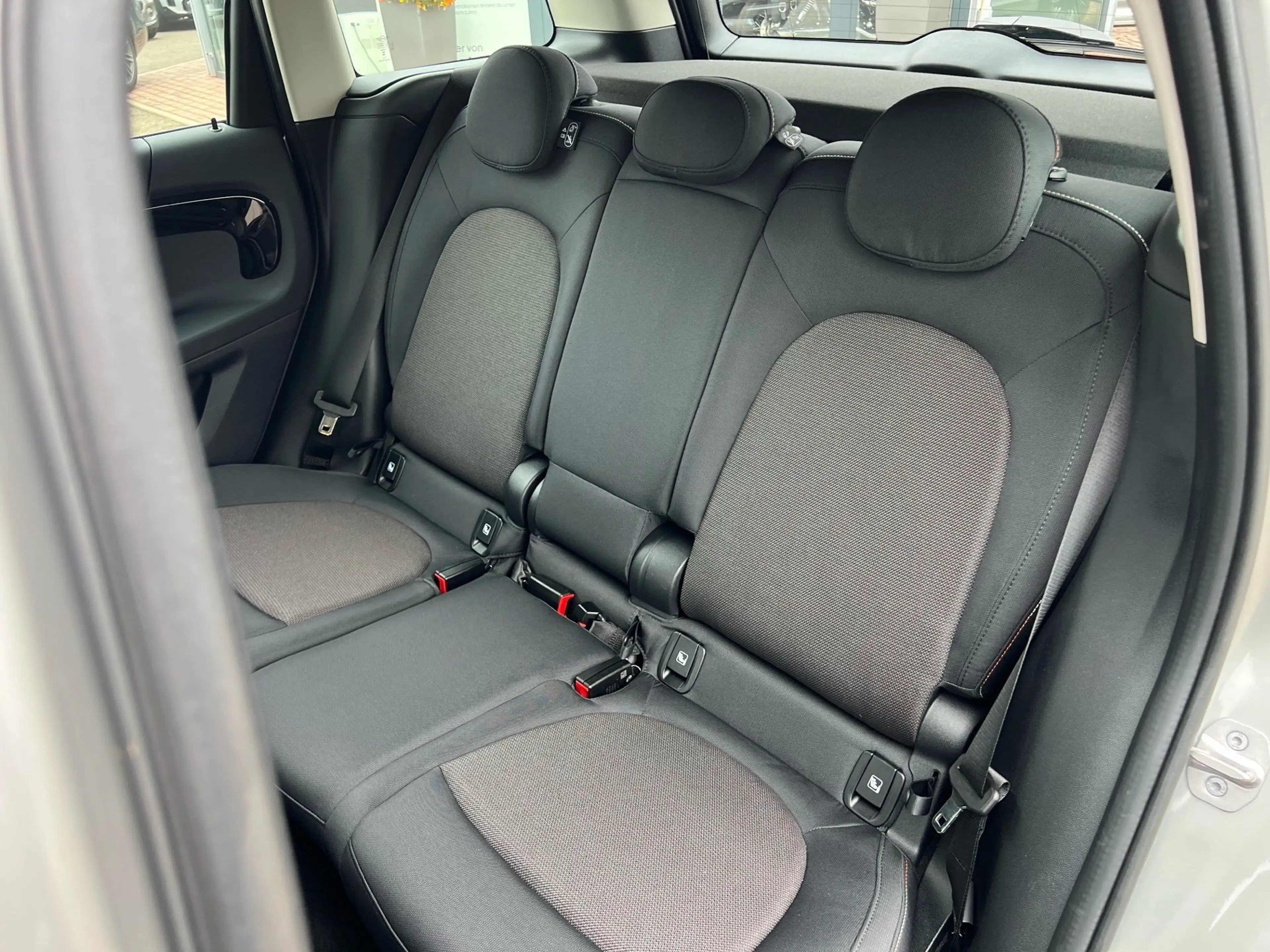 MINI Cooper Countryman DAB RFK Navi Tempomat Shz LED — photo 15