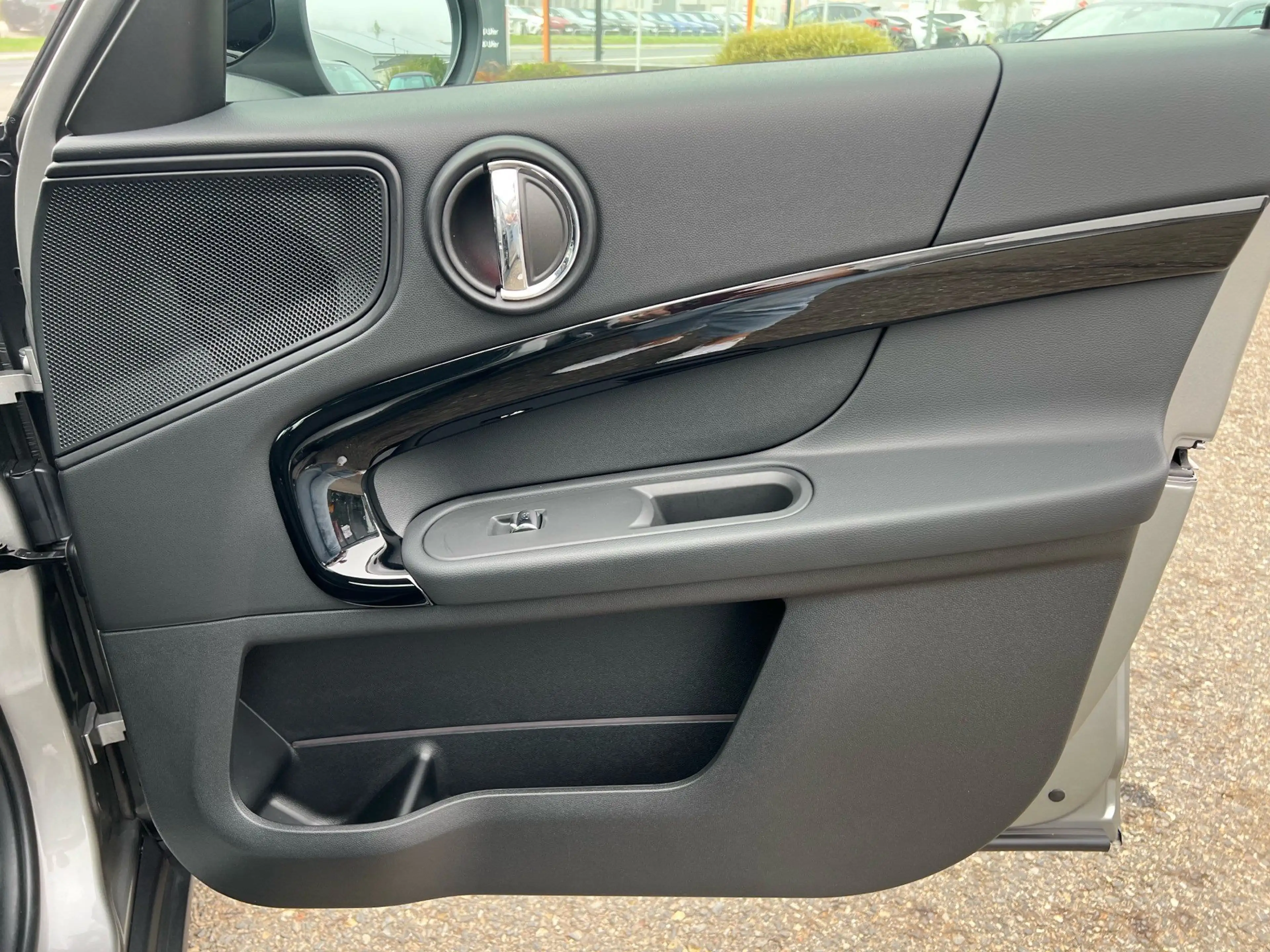 MINI Cooper Countryman DAB RFK Navi Tempomat Shz LED — photo 35