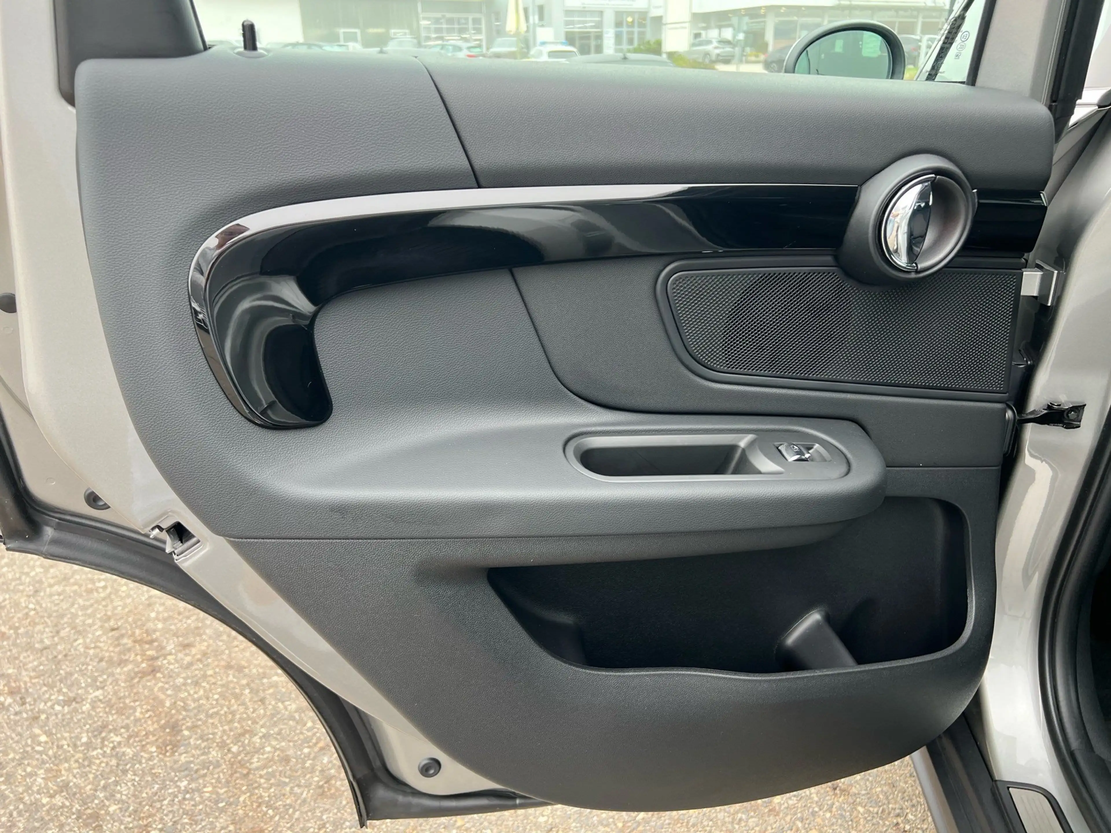 MINI Cooper Countryman DAB RFK Navi Tempomat Shz LED — photo 34