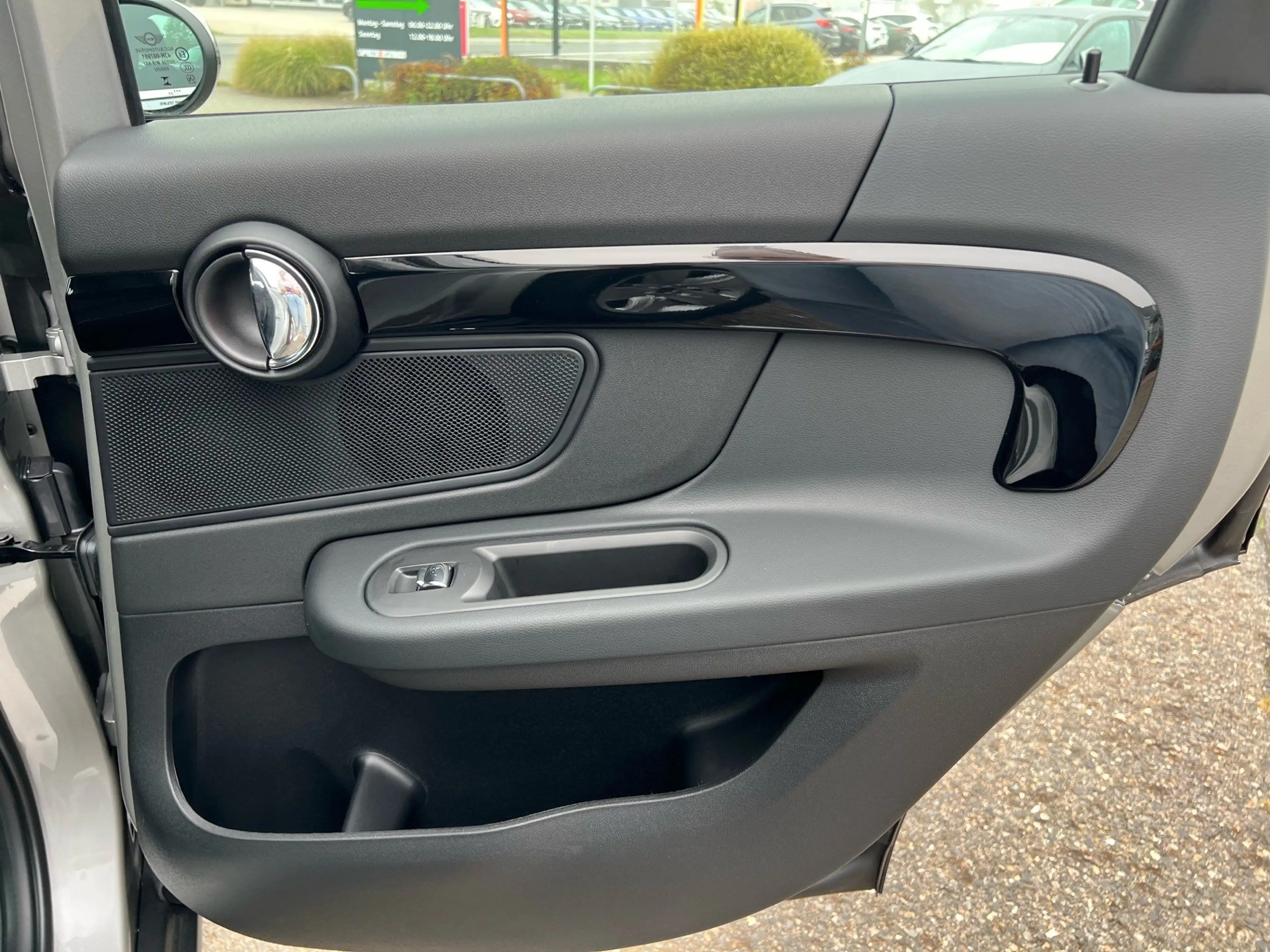 MINI Cooper Countryman DAB RFK Navi Tempomat Shz LED — photo 36