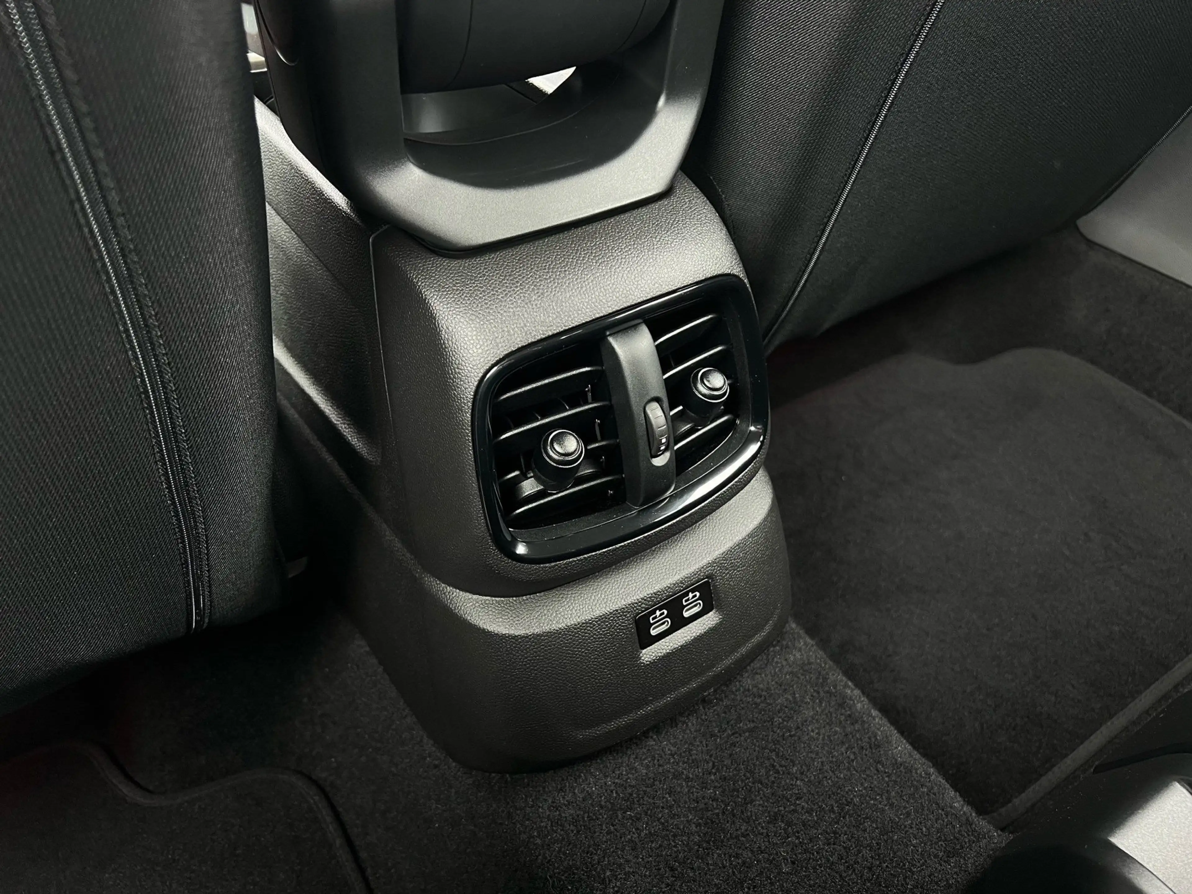 MINI Cooper Countryman DAB RFK Navi Tempomat Shz LED — photo 28