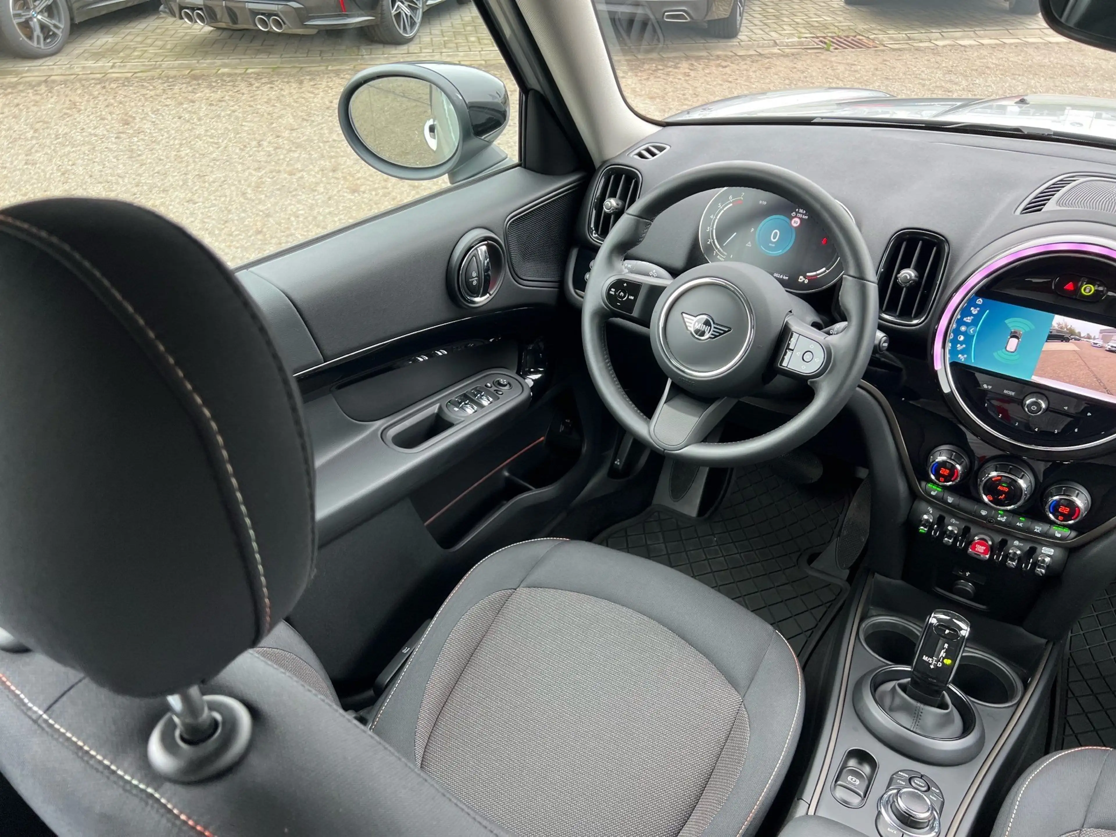 MINI Cooper Countryman DAB RFK Navi Tempomat Shz LED — photo 29