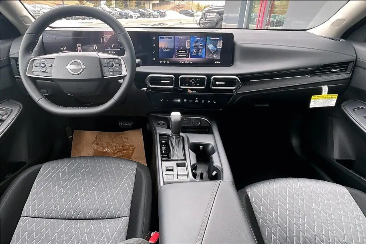 Nissan Sentra снимка Nissan Sentra