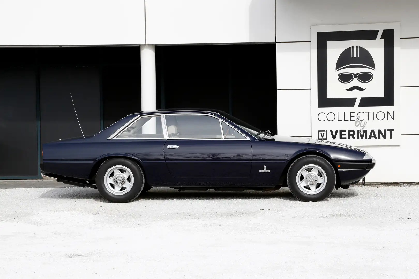 Ferrari 365 365 GT4 2+2 - Immaculate condition - Many invoices Albastru - 2