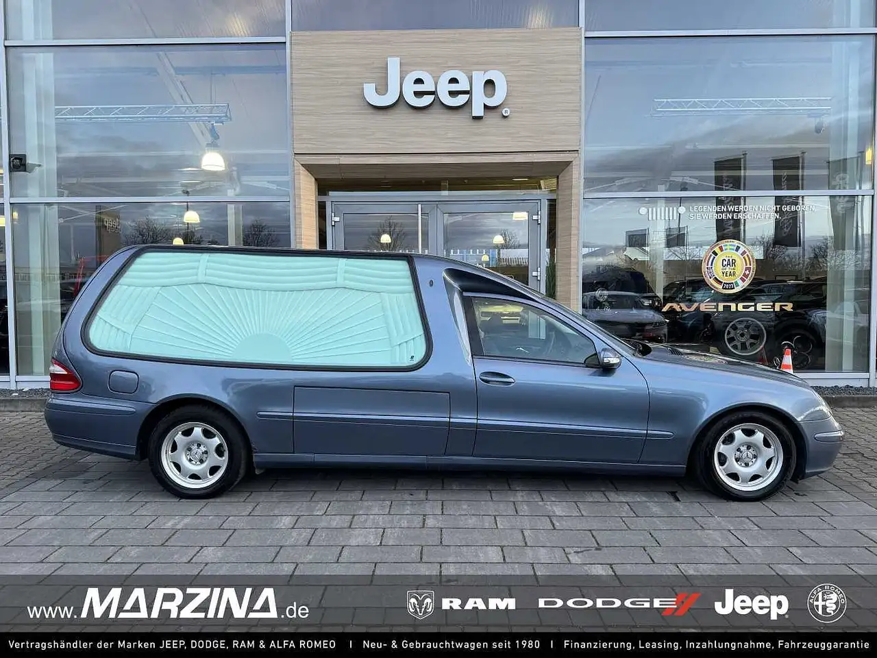 Mercedes-Benz E 230